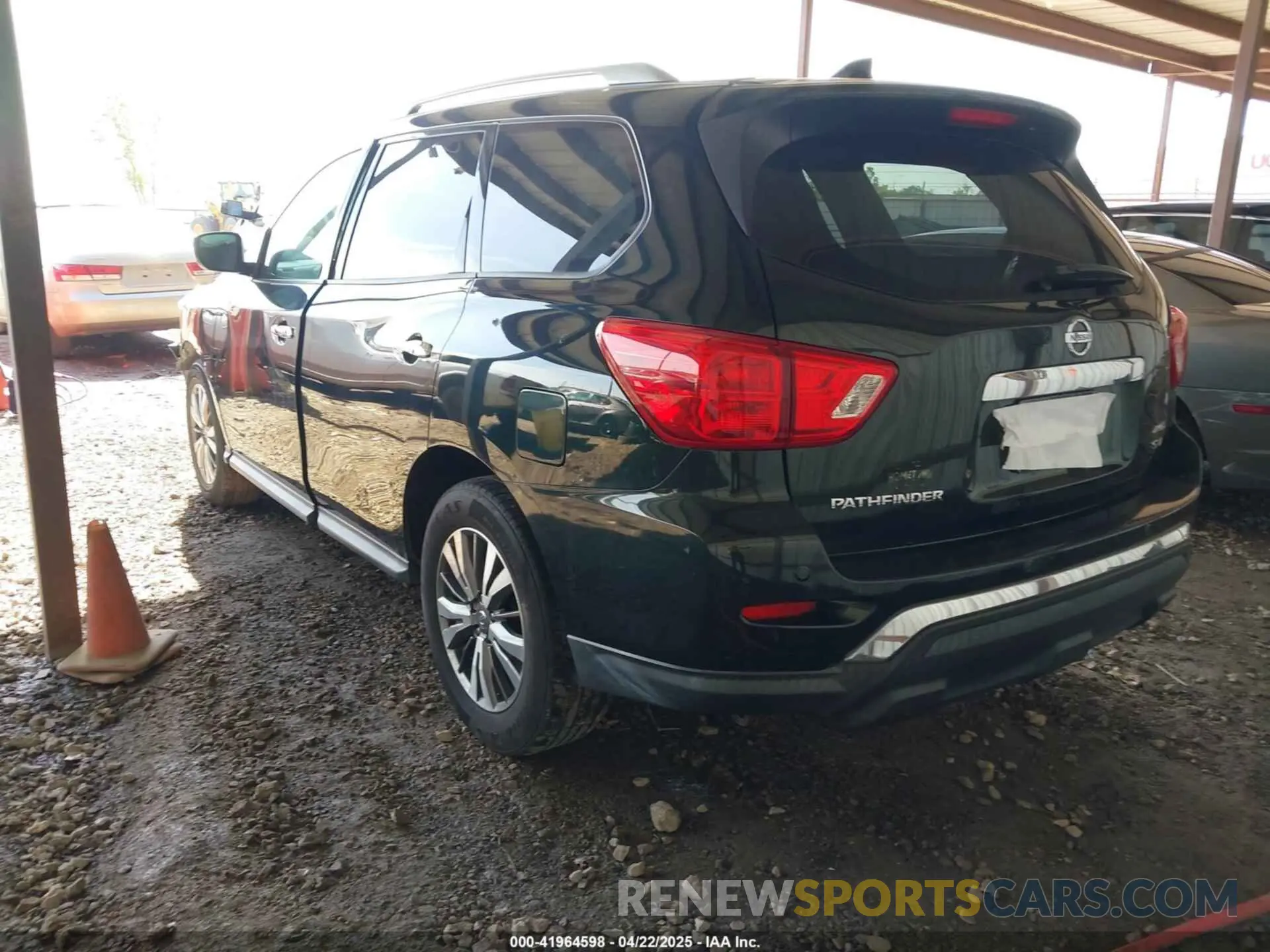3 Photograph of a damaged car 5N1DR2MM2KC576444 NISSAN PATHFINDER 2019