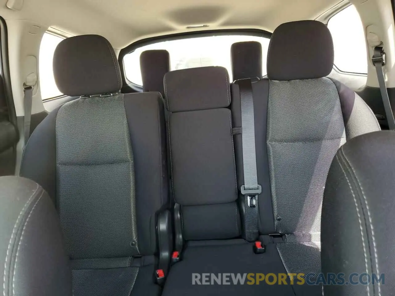 10 Photograph of a damaged car 5N1DR2MM2KC577240 NISSAN PATHFINDER 2019