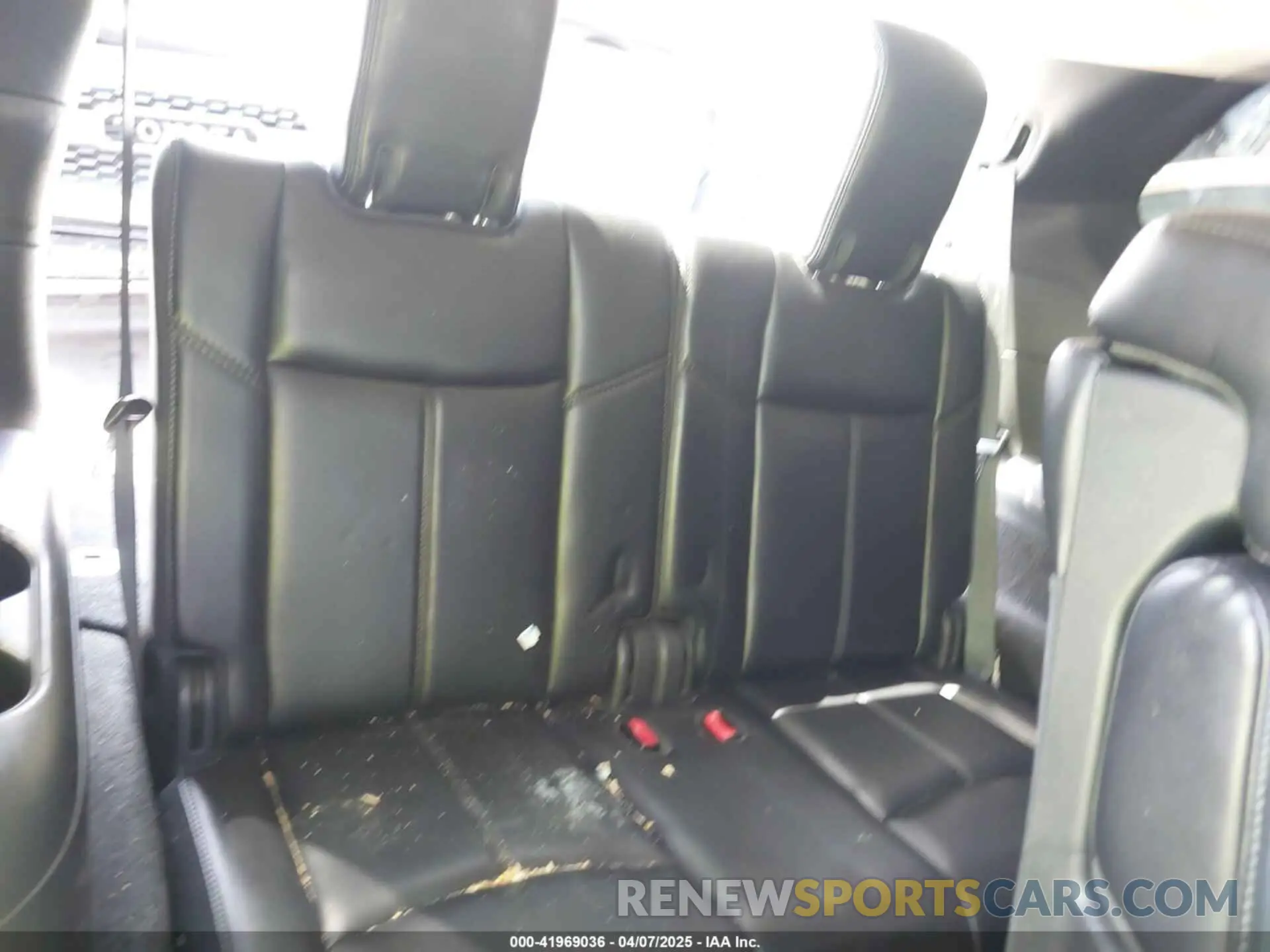 17 Photograph of a damaged car 5N1DR2MM2KC606350 NISSAN PATHFINDER 2019