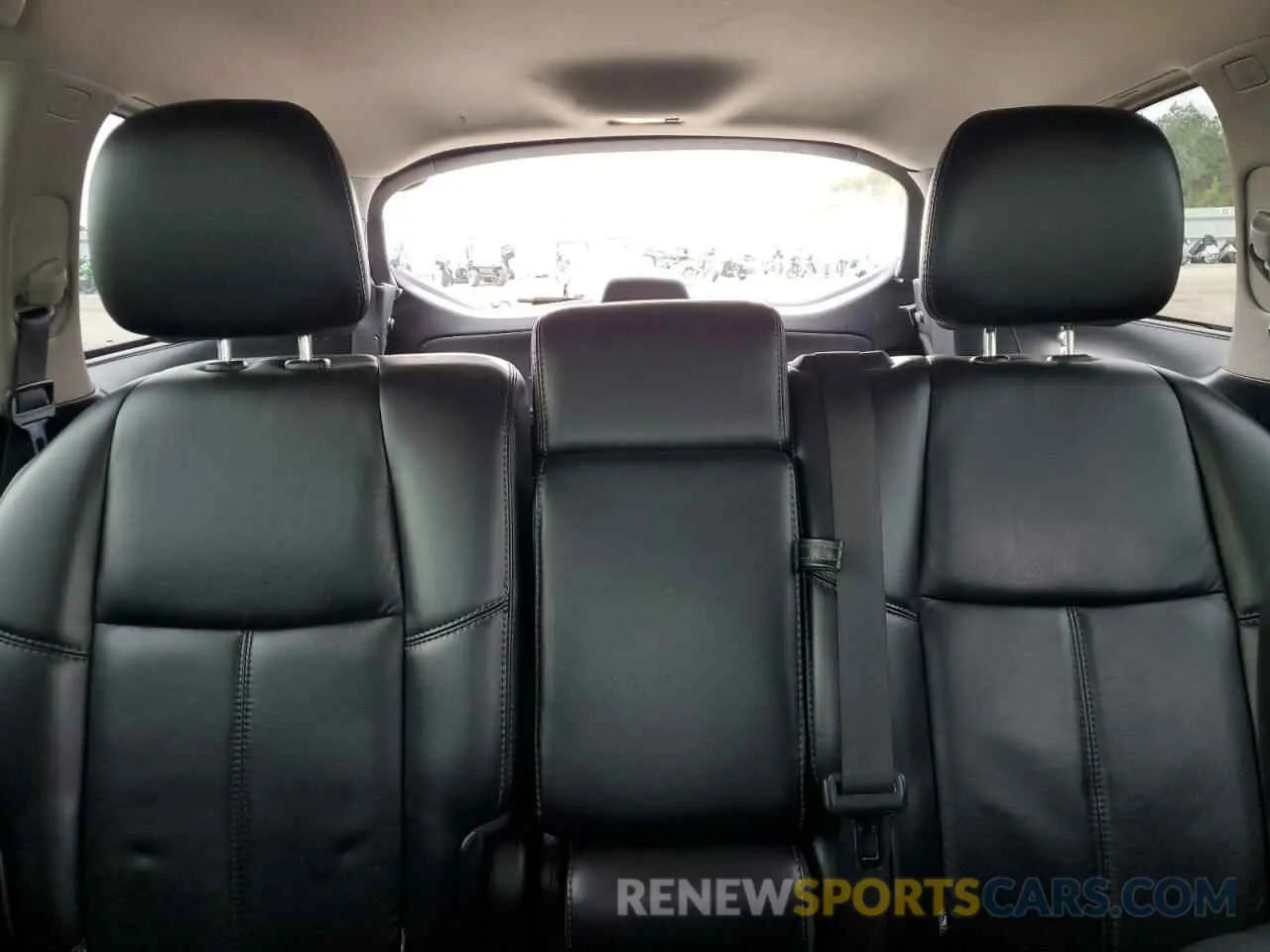 10 Photograph of a damaged car 5N1DR2MM2KC608065 NISSAN PATHFINDER 2019