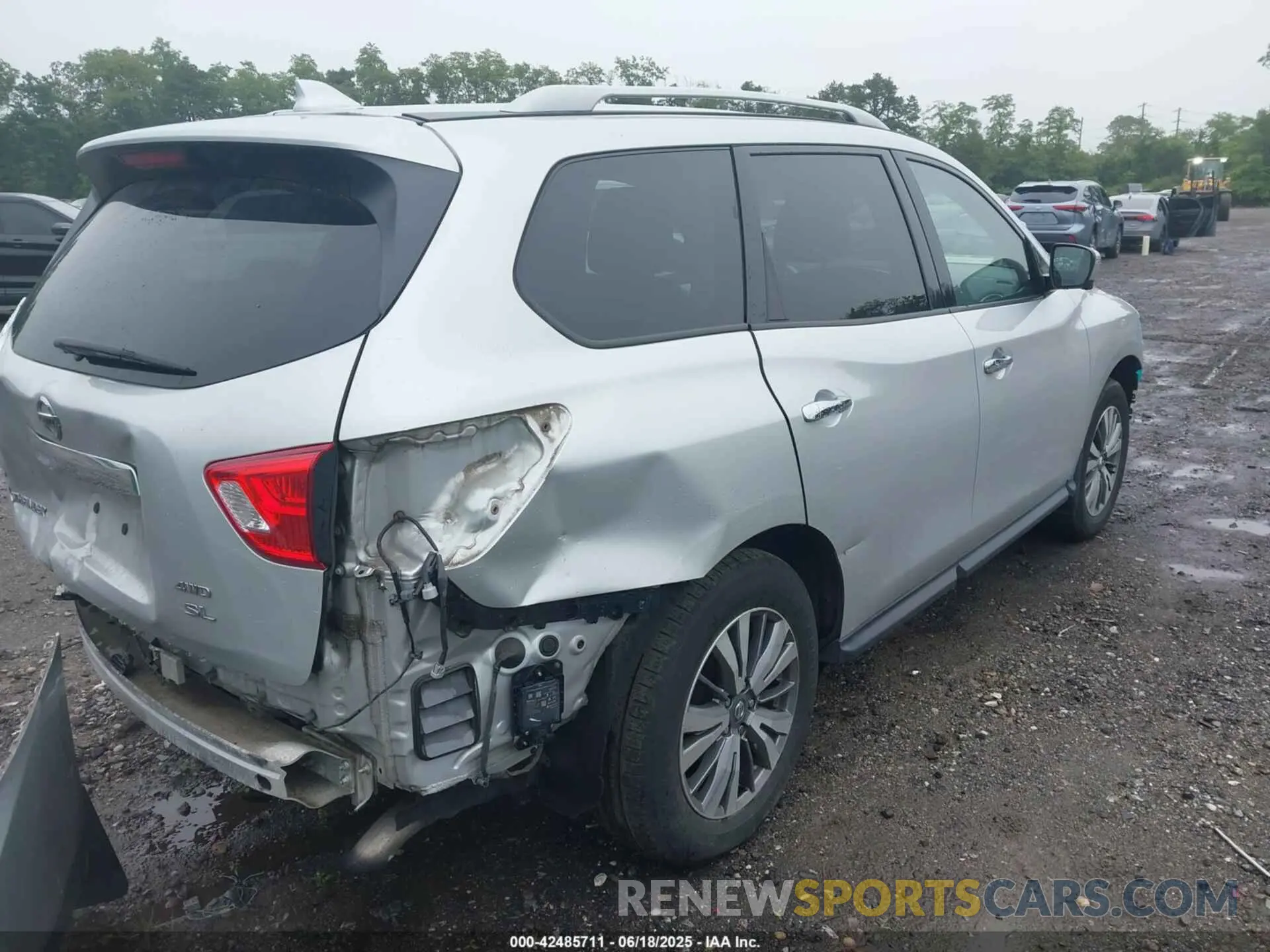 4 Photograph of a damaged car 5N1DR2MM2KC621799 NISSAN PATHFINDER 2019