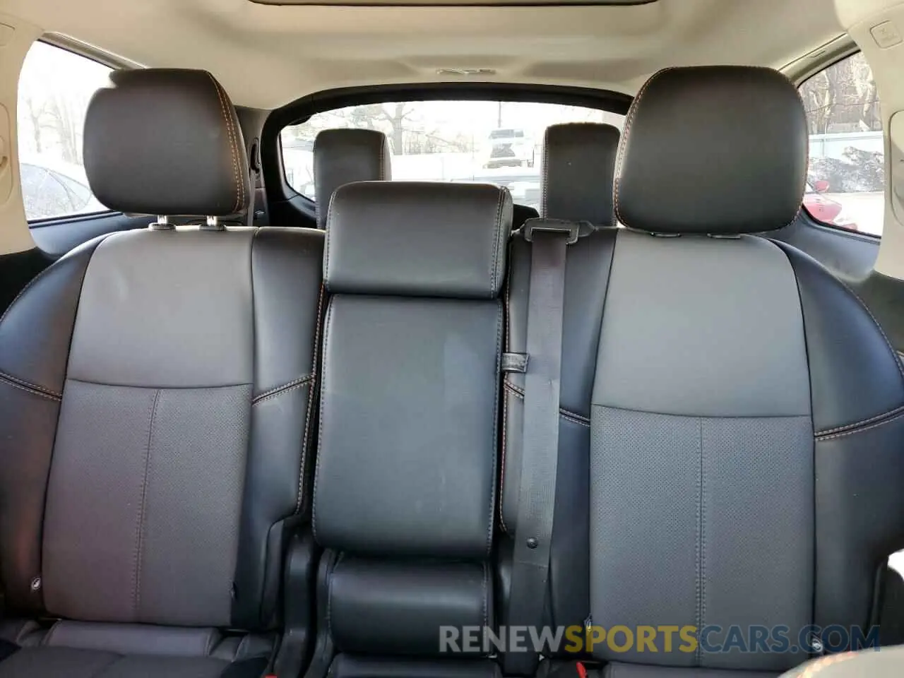 10 Photograph of a damaged car 5N1DR2MM2KC650705 NISSAN PATHFINDER 2019