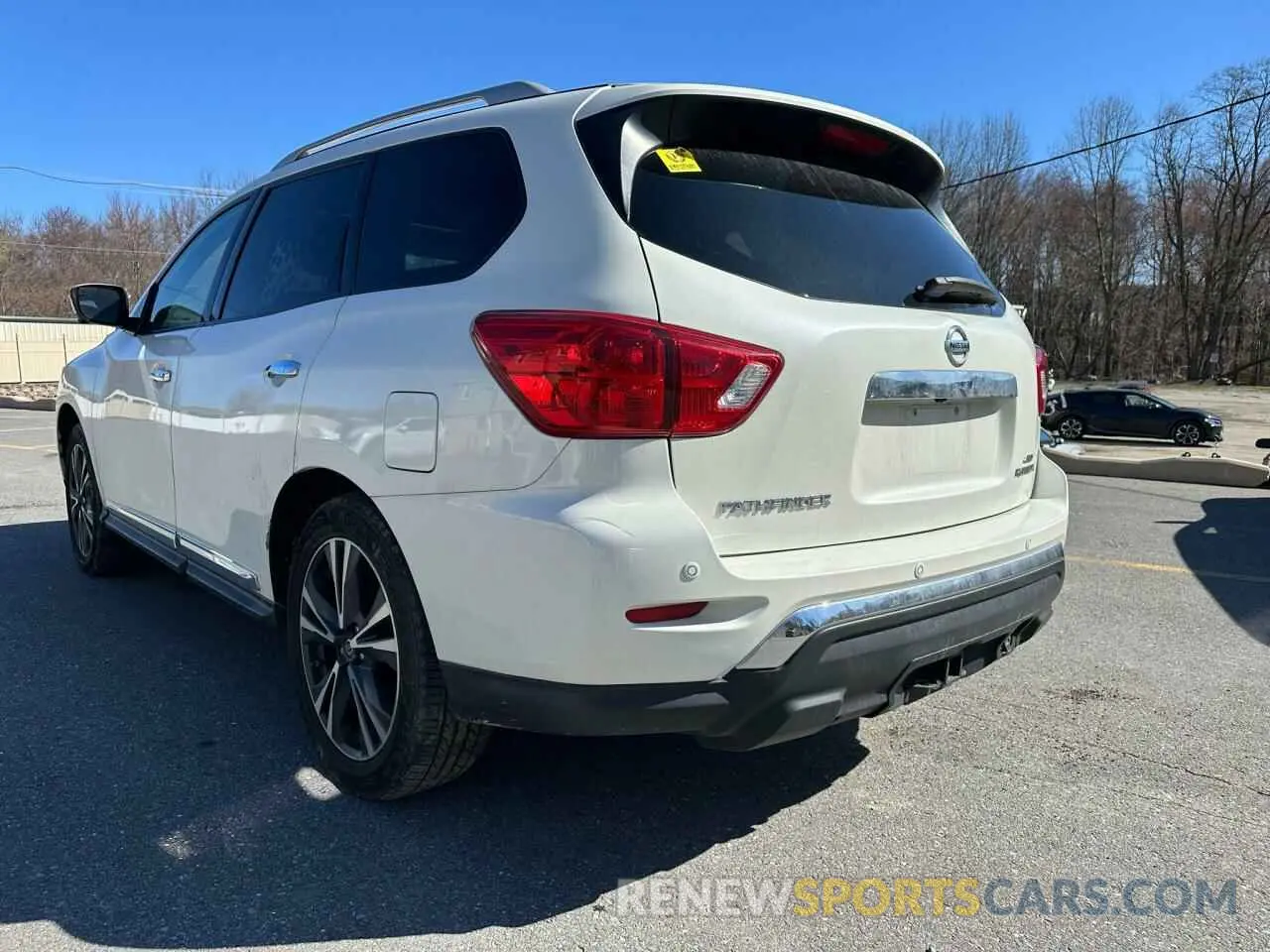 2 Photograph of a damaged car 5N1DR2MM3KC585329 NISSAN PATHFINDER 2019