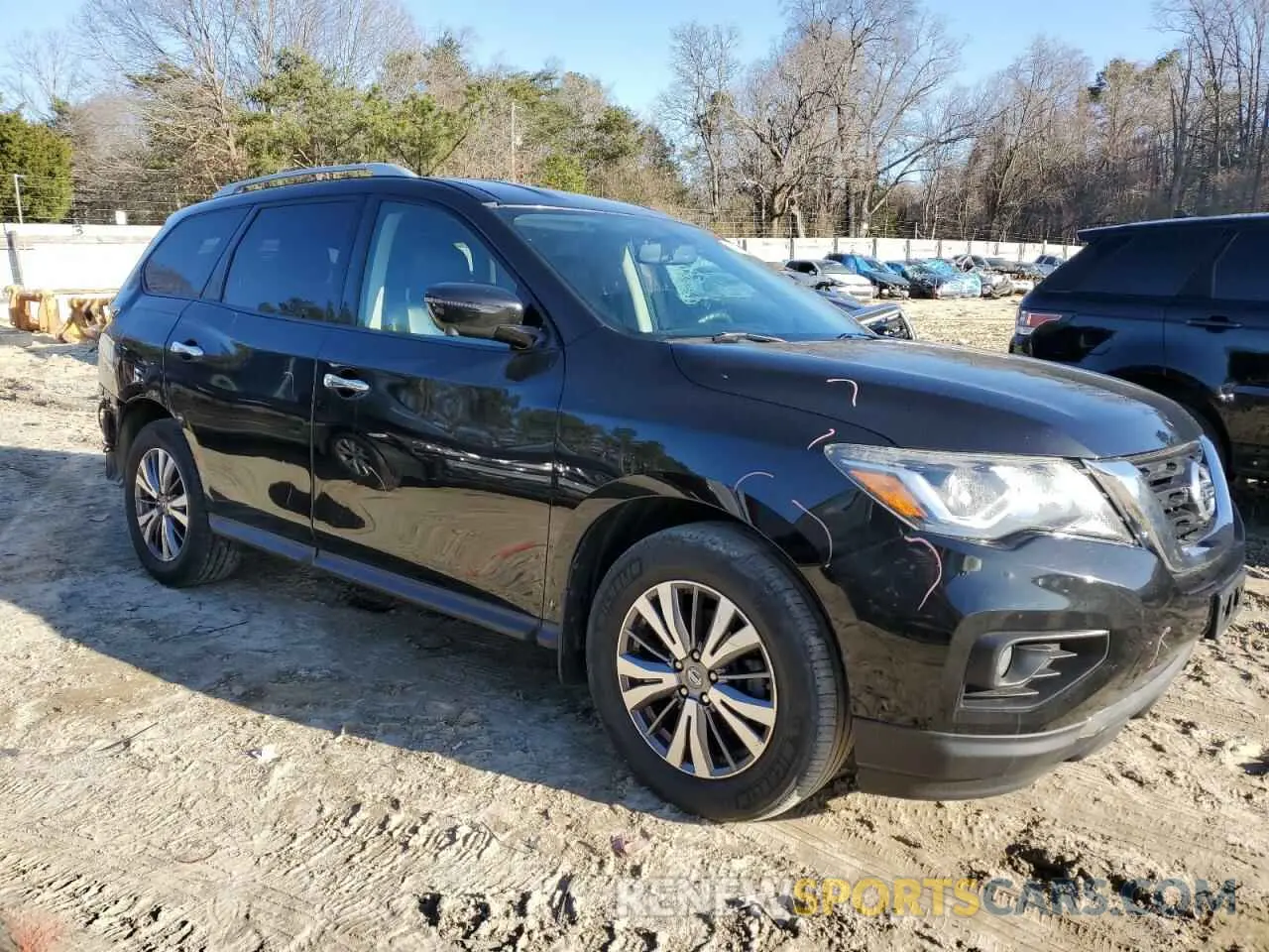 4 Photograph of a damaged car 5N1DR2MM3KC588909 NISSAN PATHFINDER 2019