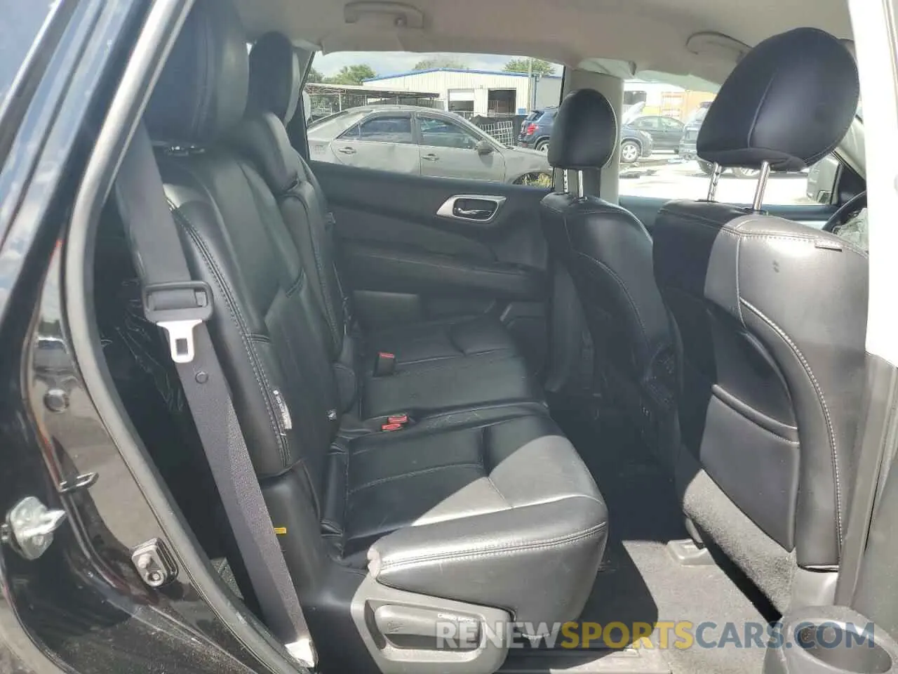 11 Photograph of a damaged car 5N1DR2MM3KC612268 NISSAN PATHFINDER 2019