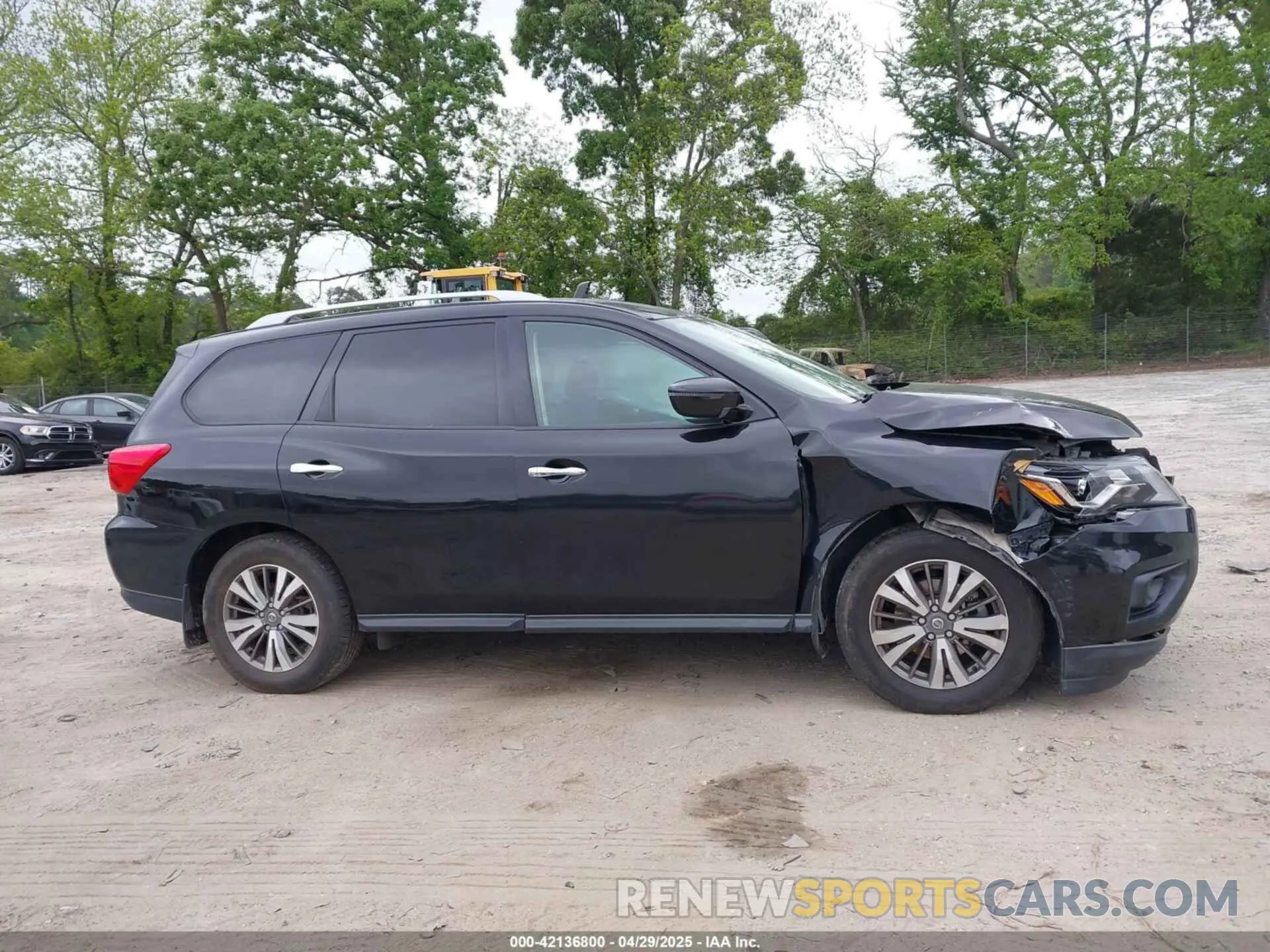 14 Photograph of a damaged car 5N1DR2MM3KC633573 NISSAN PATHFINDER 2019