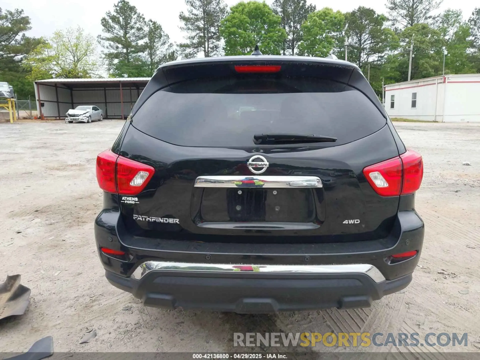 17 Photograph of a damaged car 5N1DR2MM3KC633573 NISSAN PATHFINDER 2019