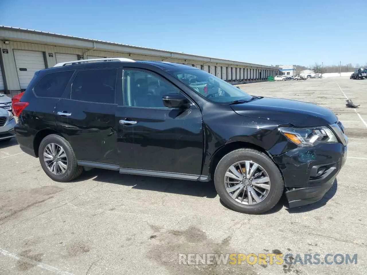 4 Photograph of a damaged car 5N1DR2MM3KC635355 NISSAN PATHFINDER 2019