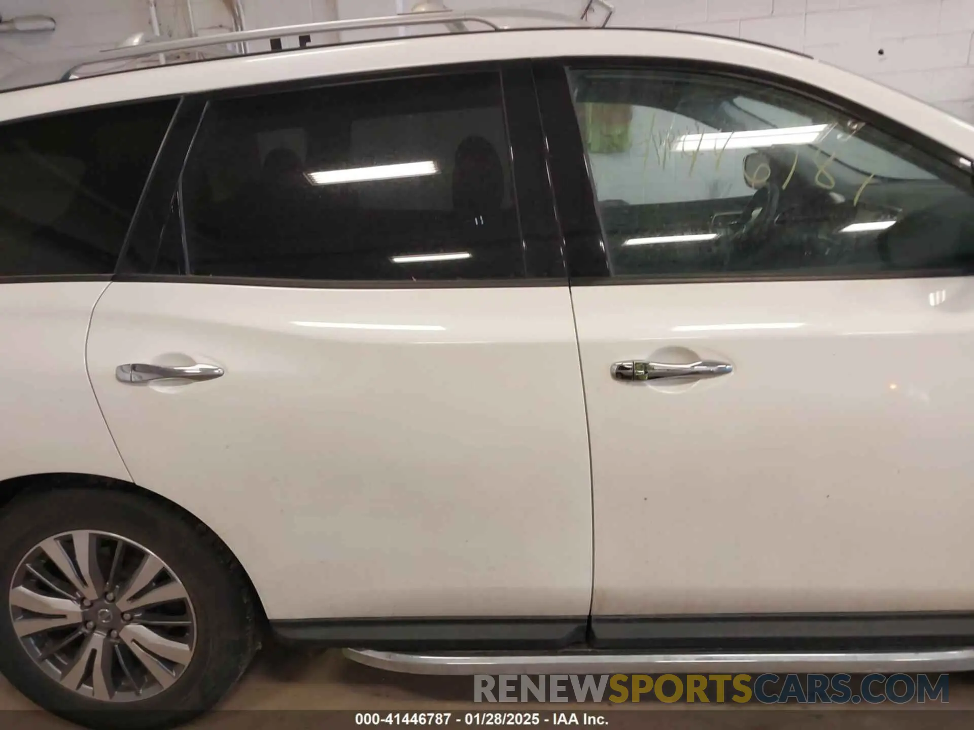 13 Photograph of a damaged car 5N1DR2MM3KC641608 NISSAN PATHFINDER 2019