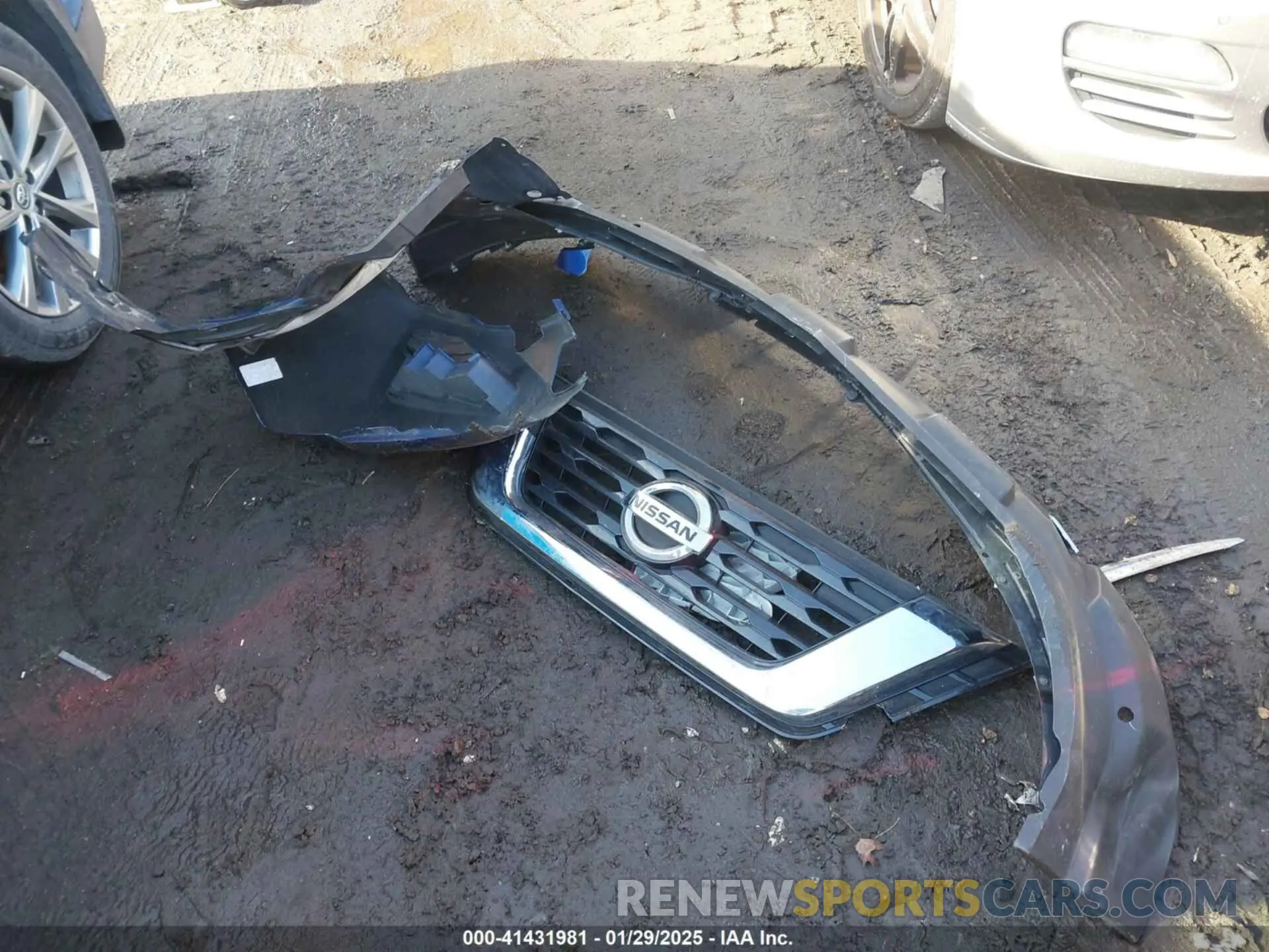 12 Photograph of a damaged car 5N1DR2MM3KC648851 NISSAN PATHFINDER 2019