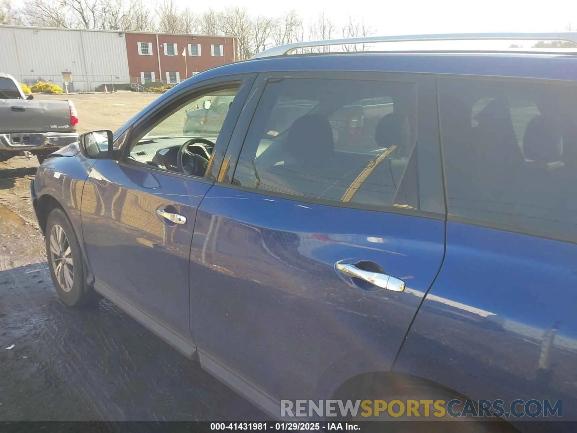 15 Photograph of a damaged car 5N1DR2MM3KC648851 NISSAN PATHFINDER 2019