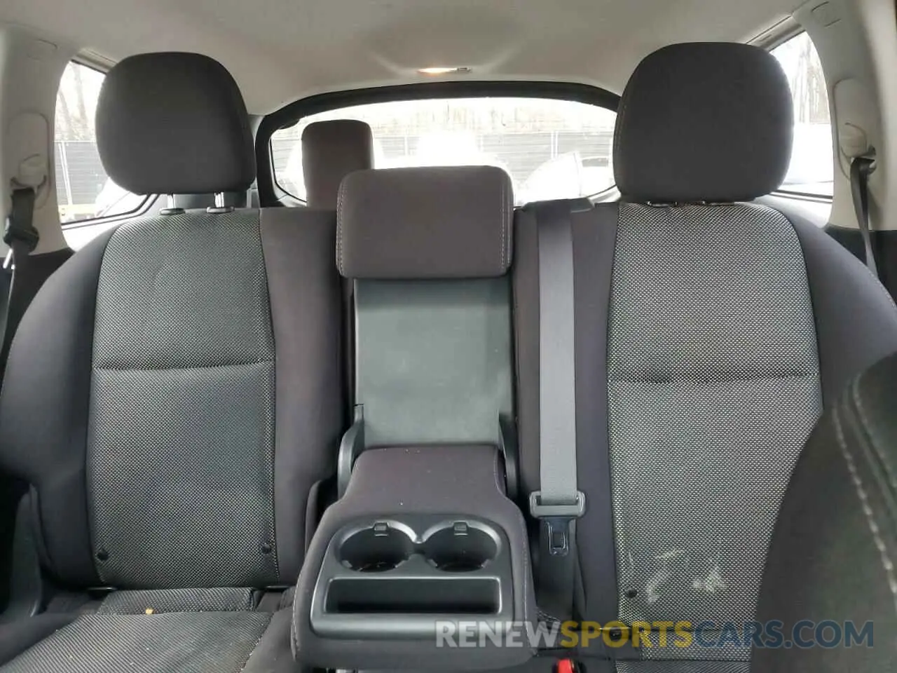 10 Photograph of a damaged car 5N1DR2MM3KC652124 NISSAN PATHFINDER 2019