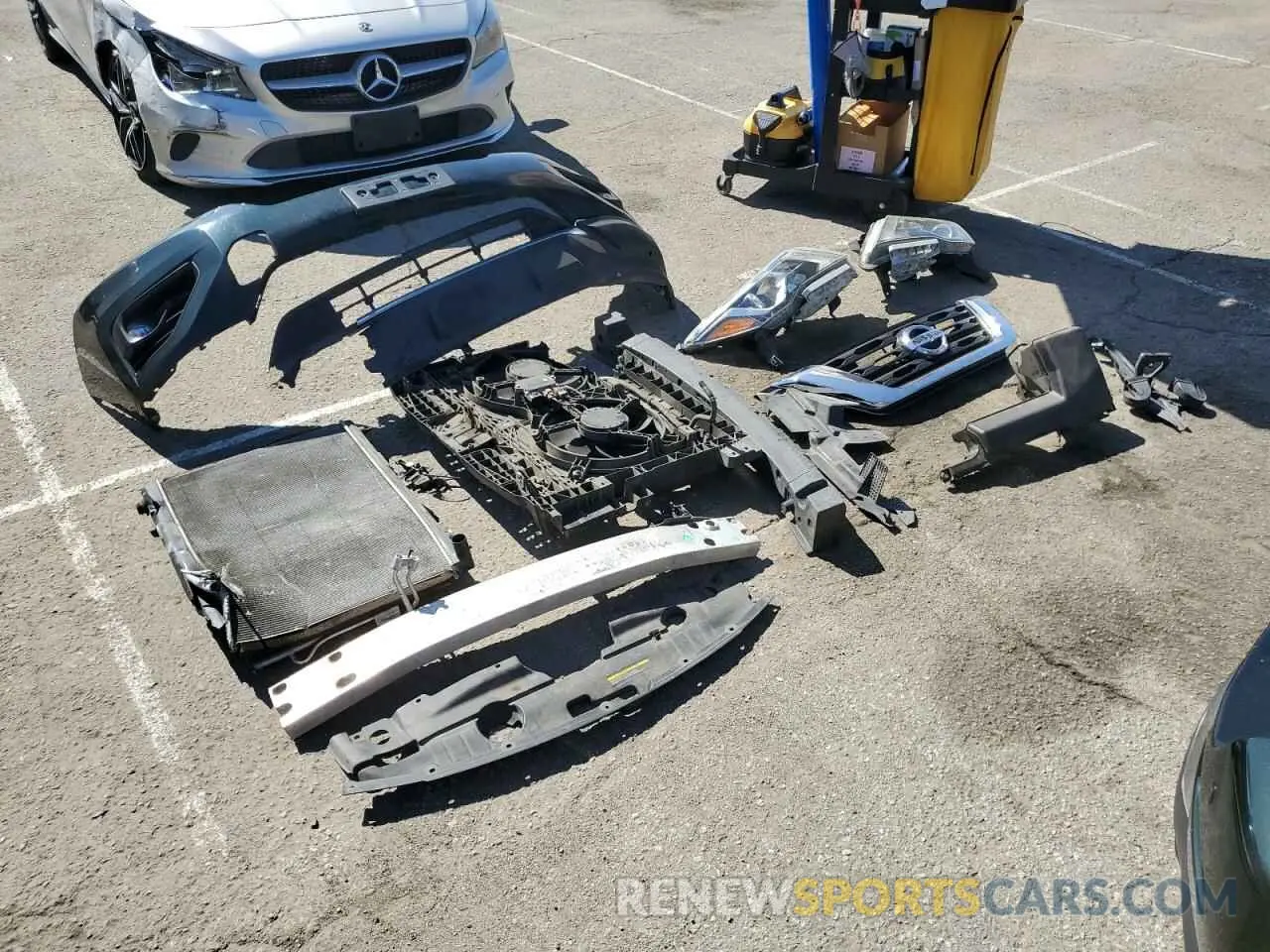 13 Photograph of a damaged car 5N1DR2MM4KC586120 NISSAN PATHFINDER 2019