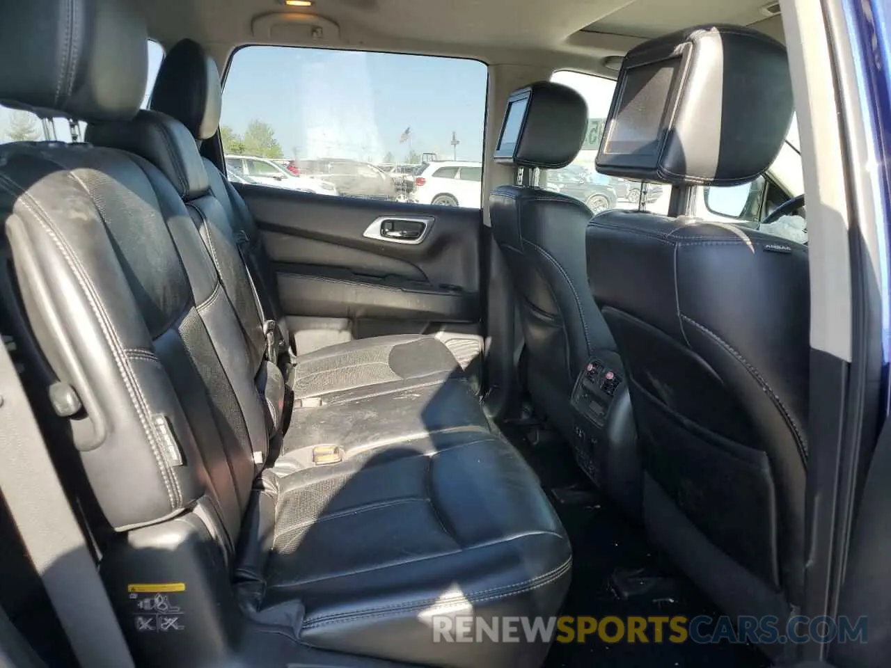 11 Photograph of a damaged car 5N1DR2MM4KC616572 NISSAN PATHFINDER 2019