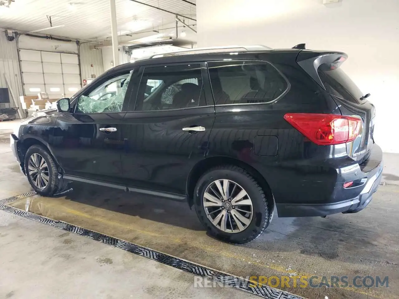 2 Photograph of a damaged car 5N1DR2MM4KC630715 NISSAN PATHFINDER 2019