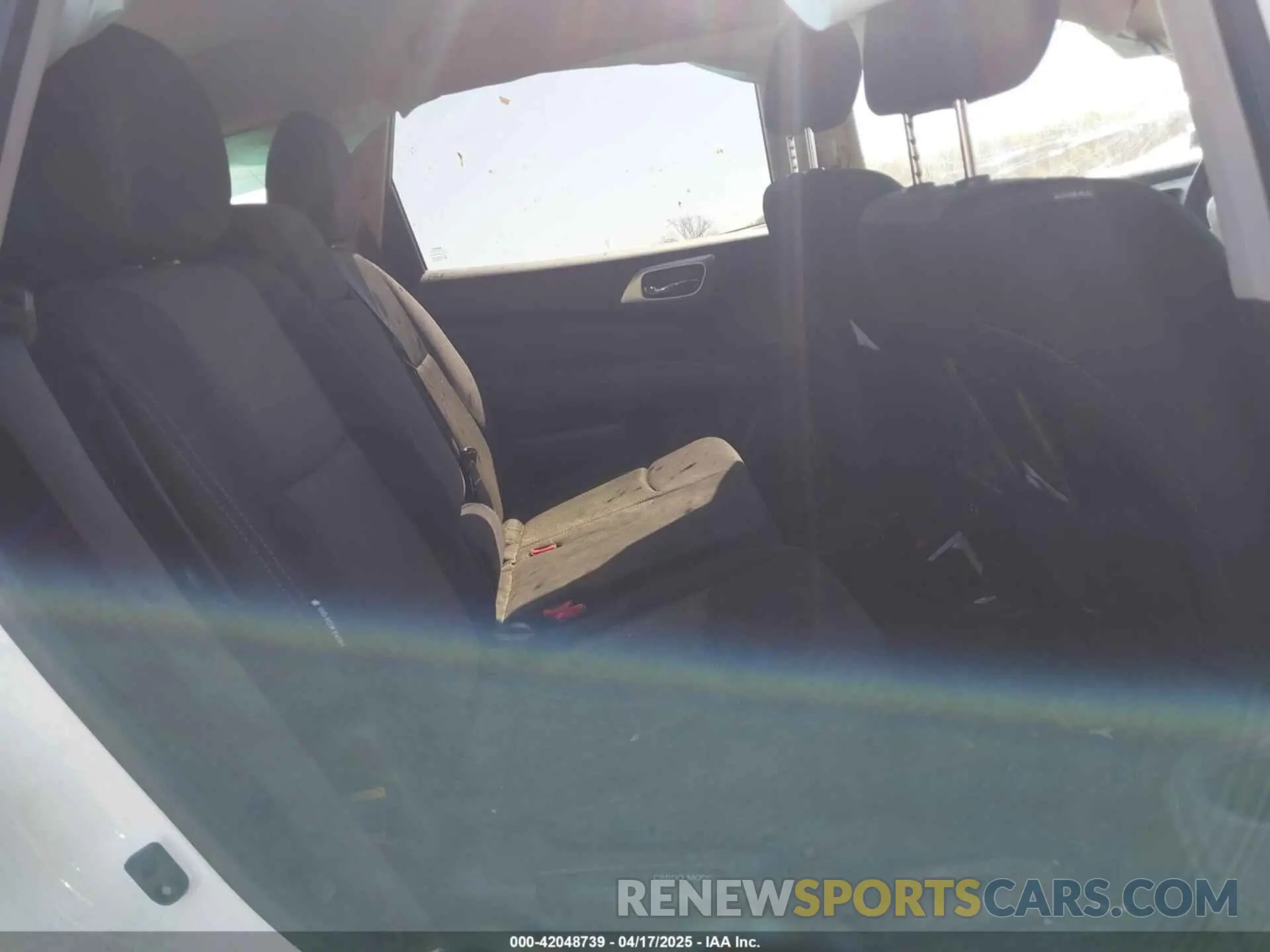 8 Photograph of a damaged car 5N1DR2MM4KC638264 NISSAN PATHFINDER 2019