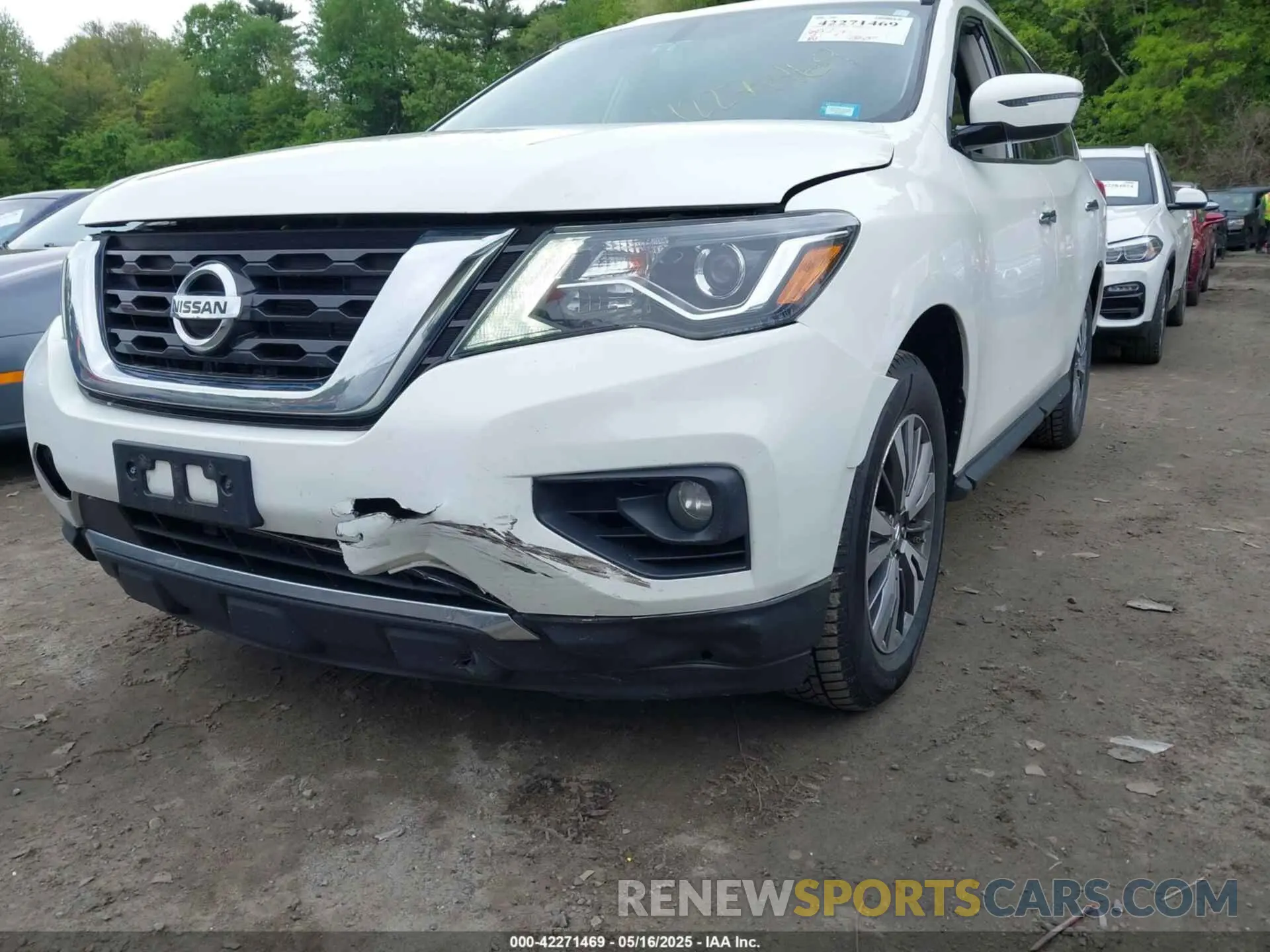6 Photograph of a damaged car 5N1DR2MM5KC577300 NISSAN PATHFINDER 2019