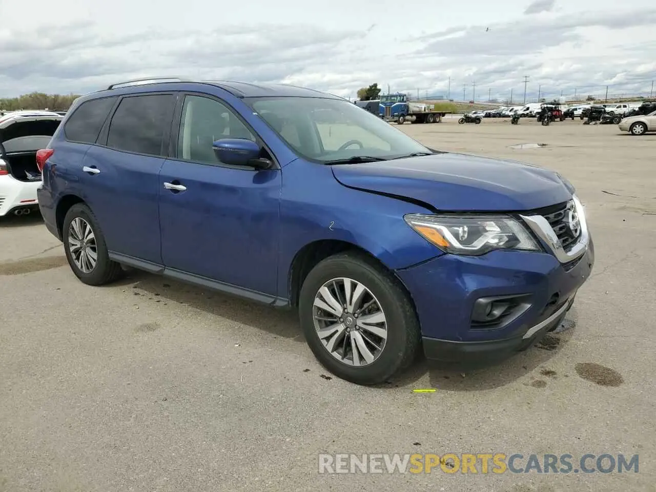 4 Photograph of a damaged car 5N1DR2MM6KC598057 NISSAN PATHFINDER 2019
