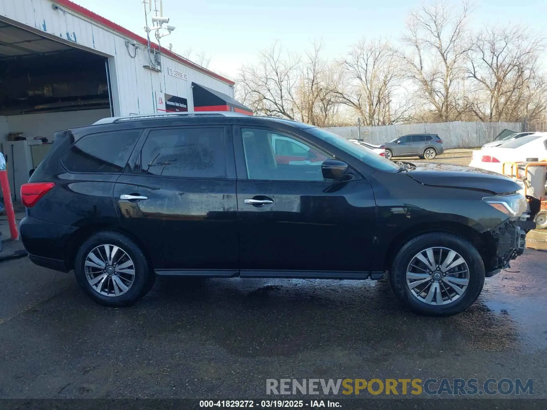 14 Photograph of a damaged car 5N1DR2MM6KC599399 NISSAN PATHFINDER 2019