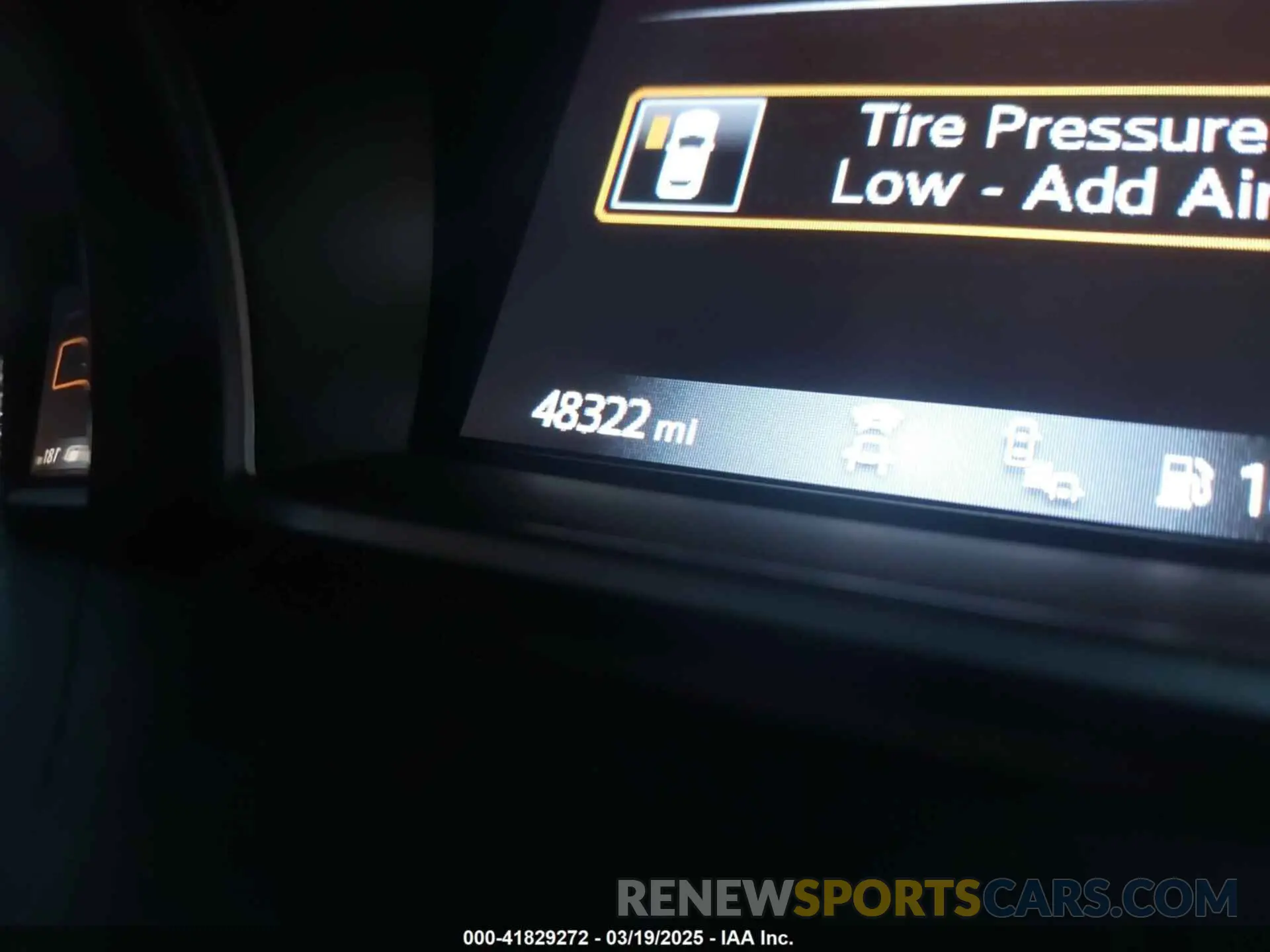 16 Photograph of a damaged car 5N1DR2MM6KC599399 NISSAN PATHFINDER 2019