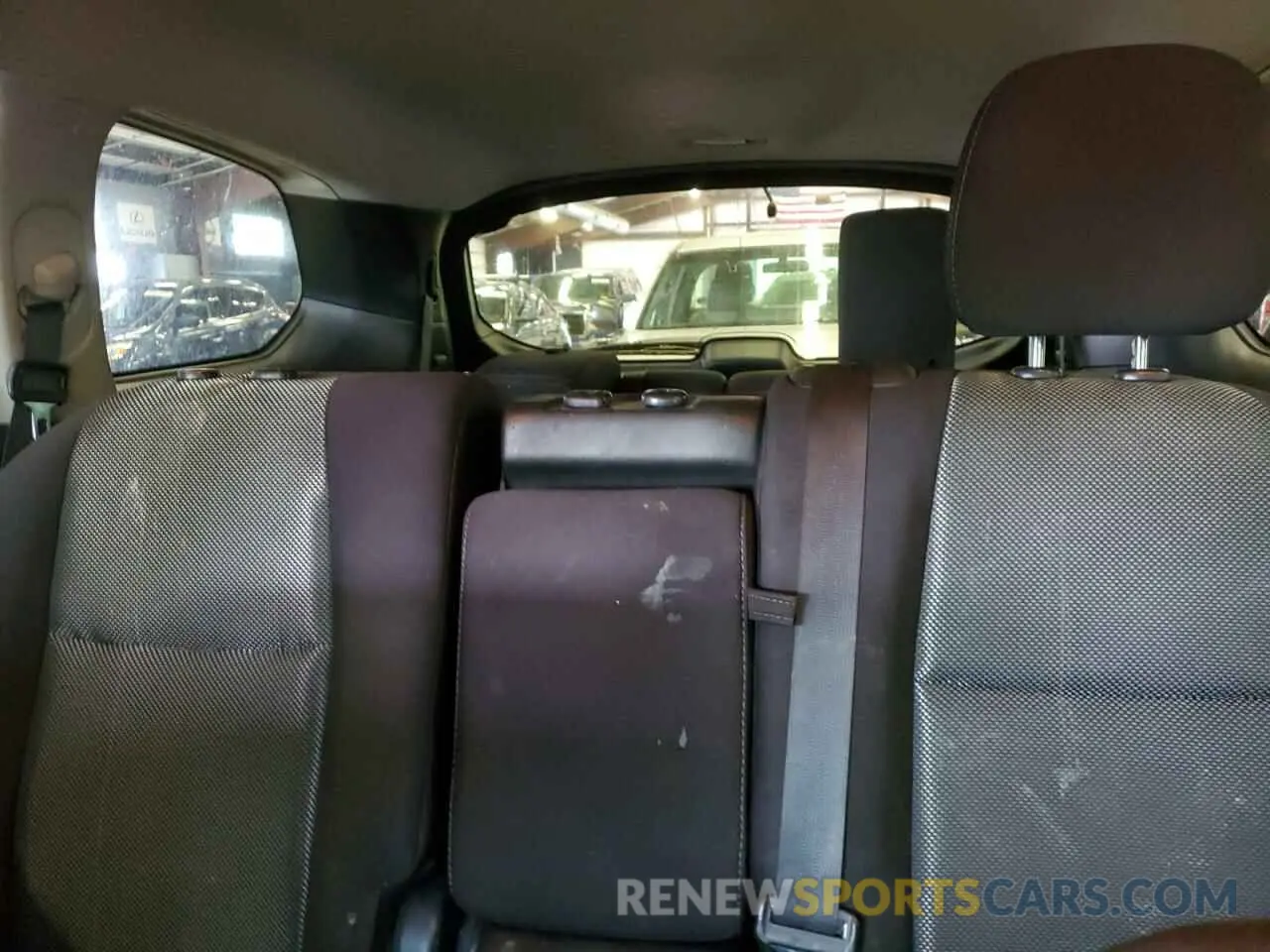 10 Photograph of a damaged car 5N1DR2MM6KC637648 NISSAN PATHFINDER 2019