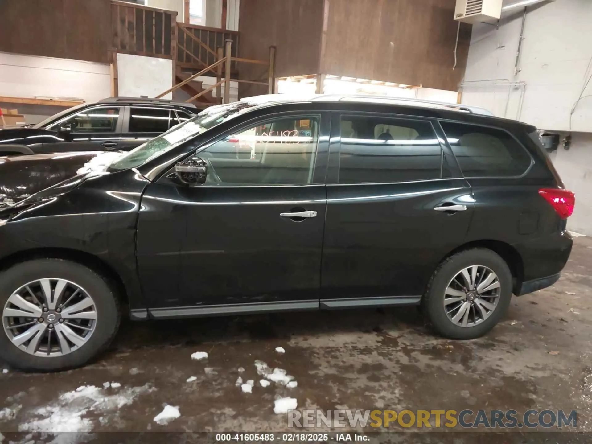 14 Photograph of a damaged car 5N1DR2MM6KC645748 NISSAN PATHFINDER 2019