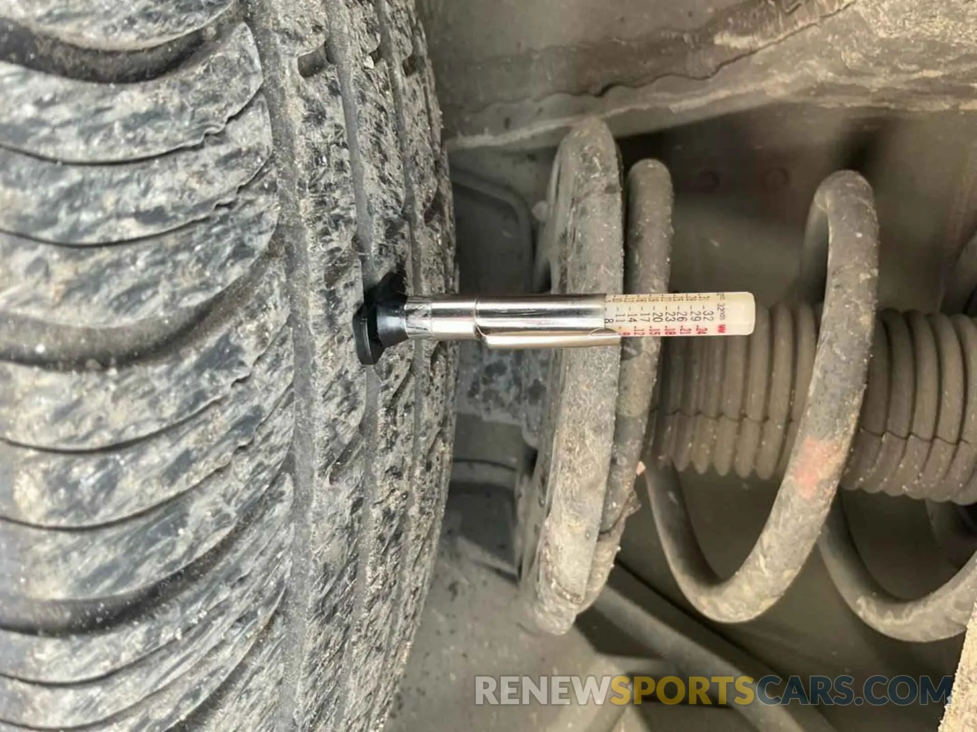 3 Photograph of a damaged car 5N1DR2MM7KC612676 NISSAN PATHFINDER 2019