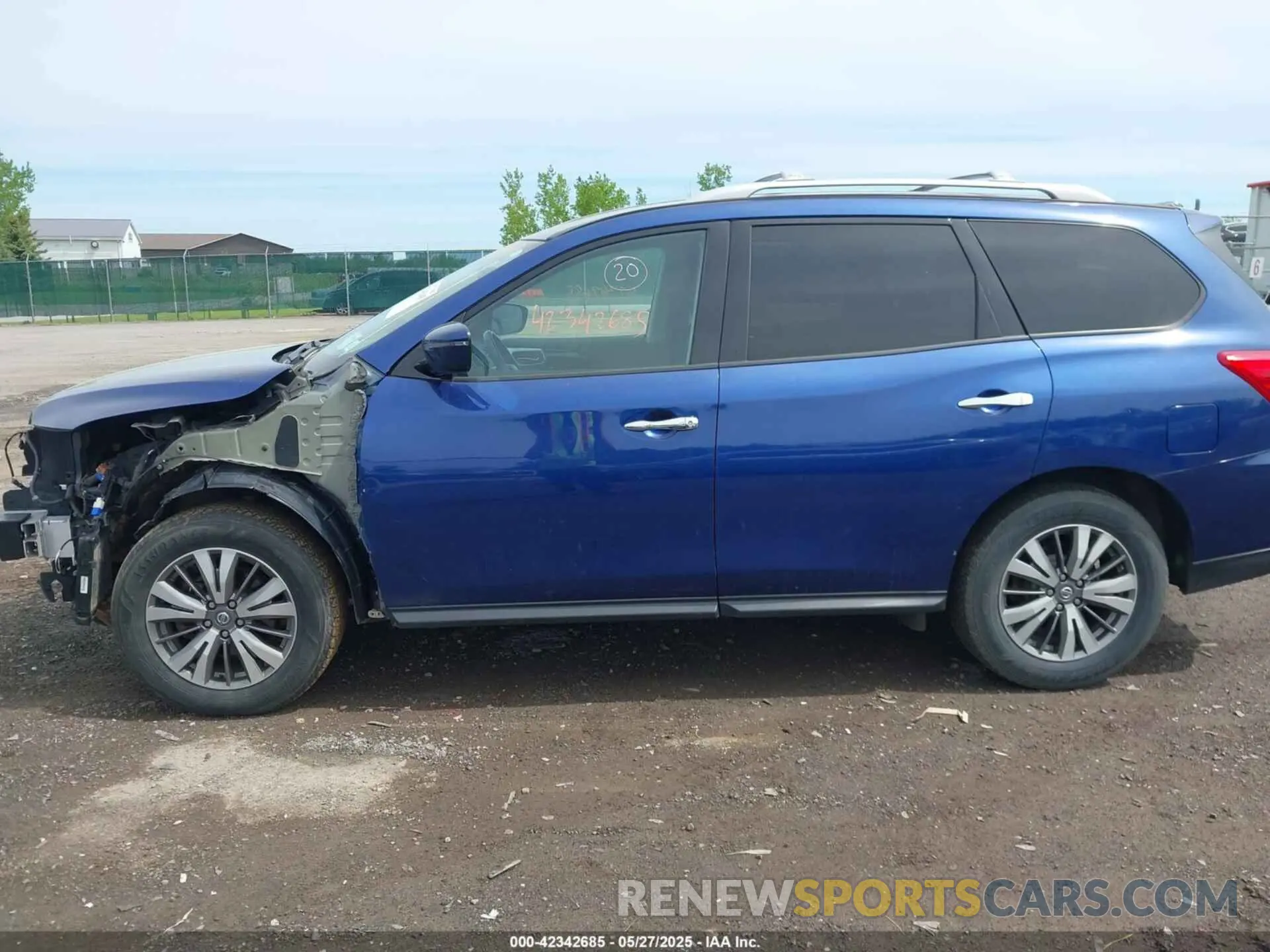 14 Photograph of a damaged car 5N1DR2MM7KC617117 NISSAN PATHFINDER 2019