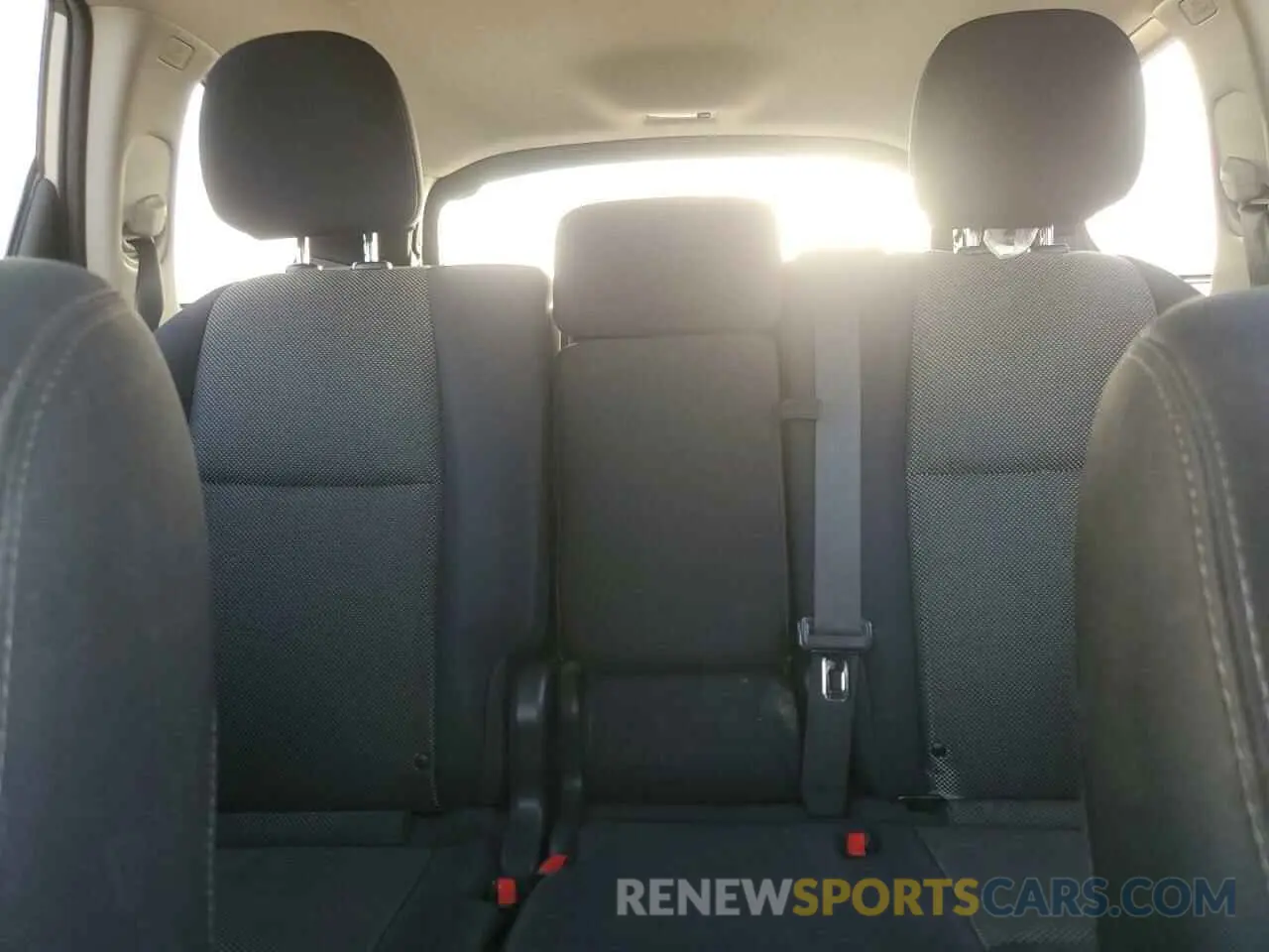 10 Photograph of a damaged car 5N1DR2MM7KC627906 NISSAN PATHFINDER 2019