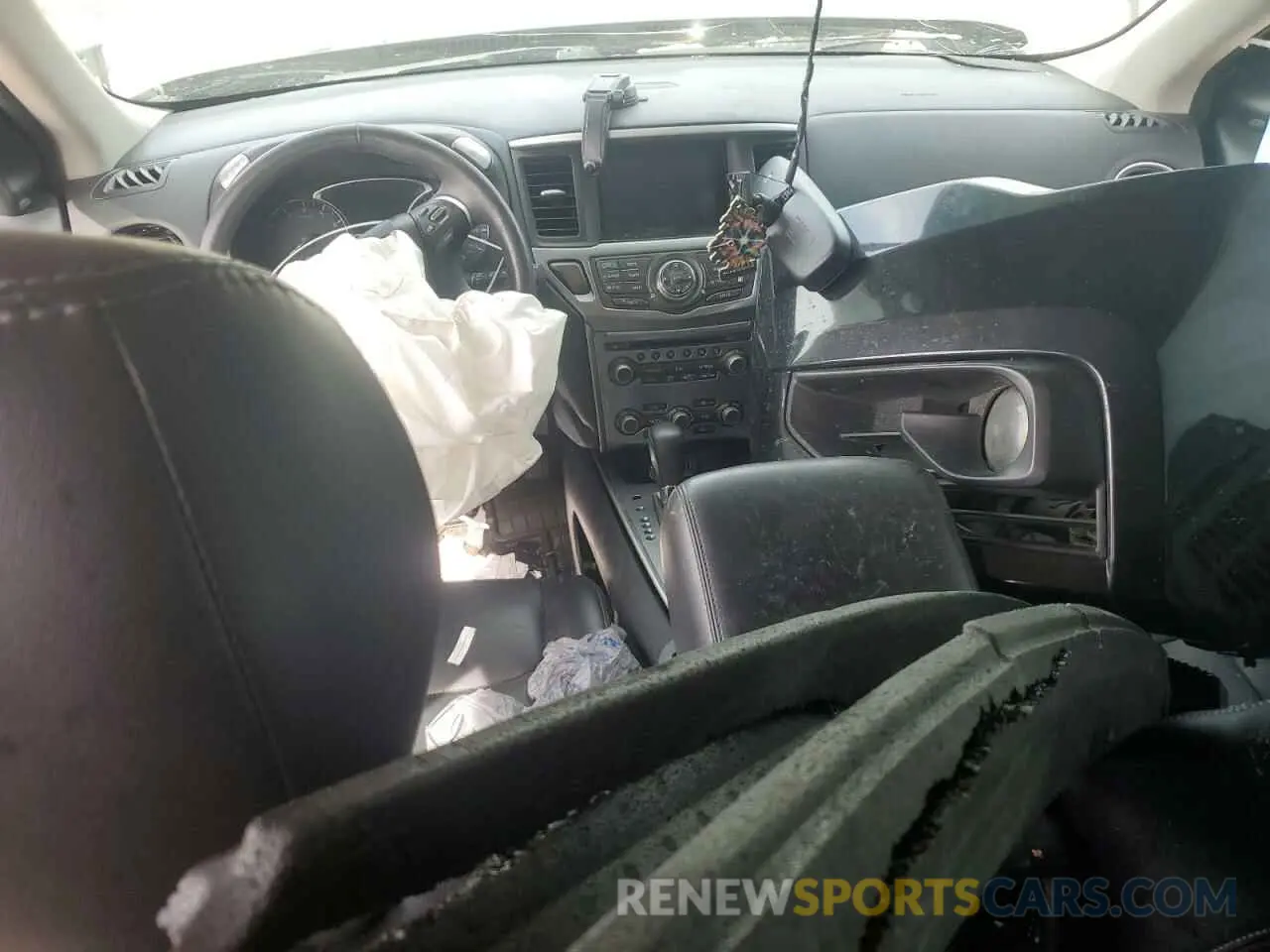 8 Photograph of a damaged car 5N1DR2MM7KC629820 NISSAN PATHFINDER 2019