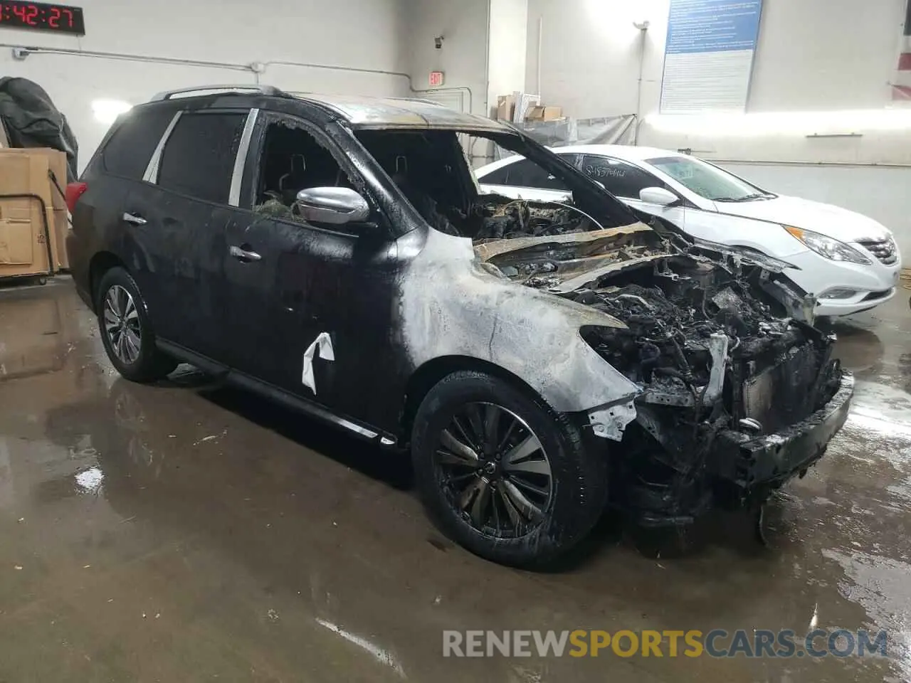 4 Photograph of a damaged car 5N1DR2MM7KC639778 NISSAN PATHFINDER 2019