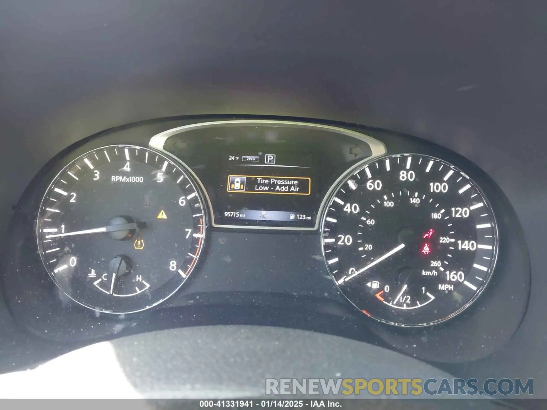 7 Photograph of a damaged car 5N1DR2MM8KC577081 NISSAN PATHFINDER 2019
