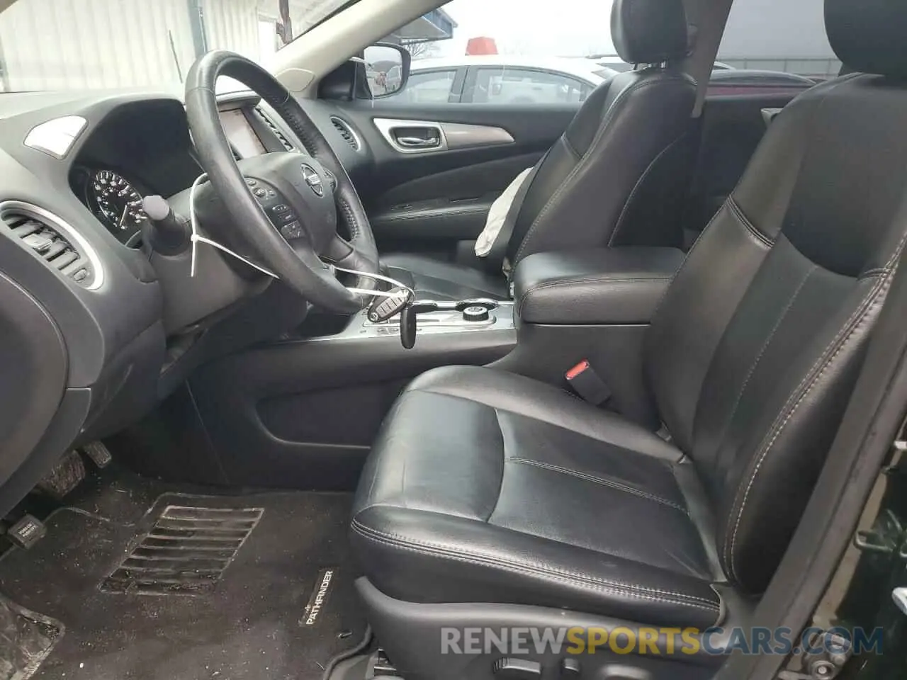 7 Photograph of a damaged car 5N1DR2MM8KC584600 NISSAN PATHFINDER 2019