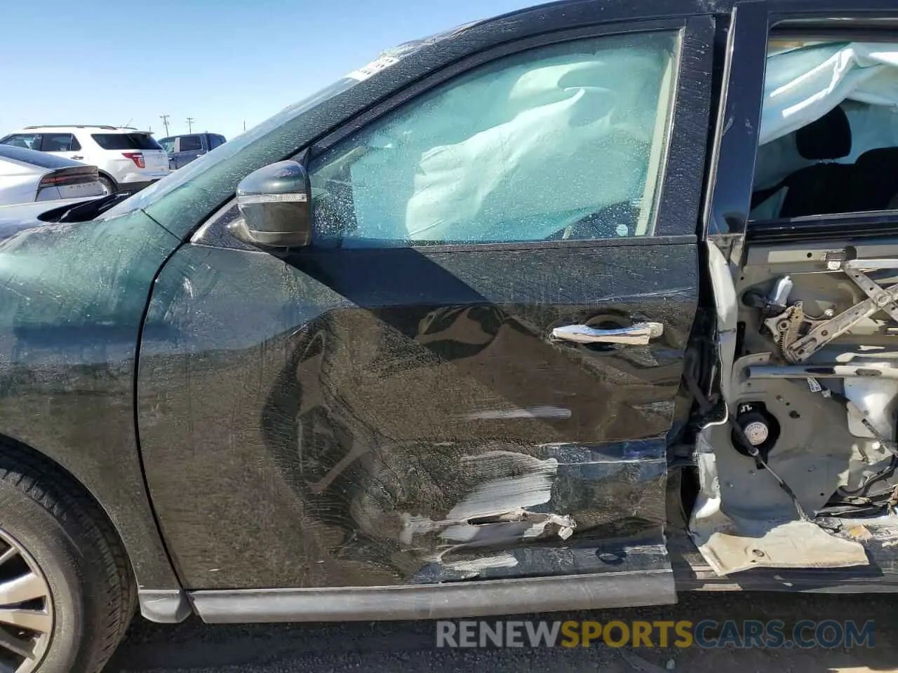 7 Photograph of a damaged car 5N1DR2MM8KC586105 NISSAN PATHFINDER 2019