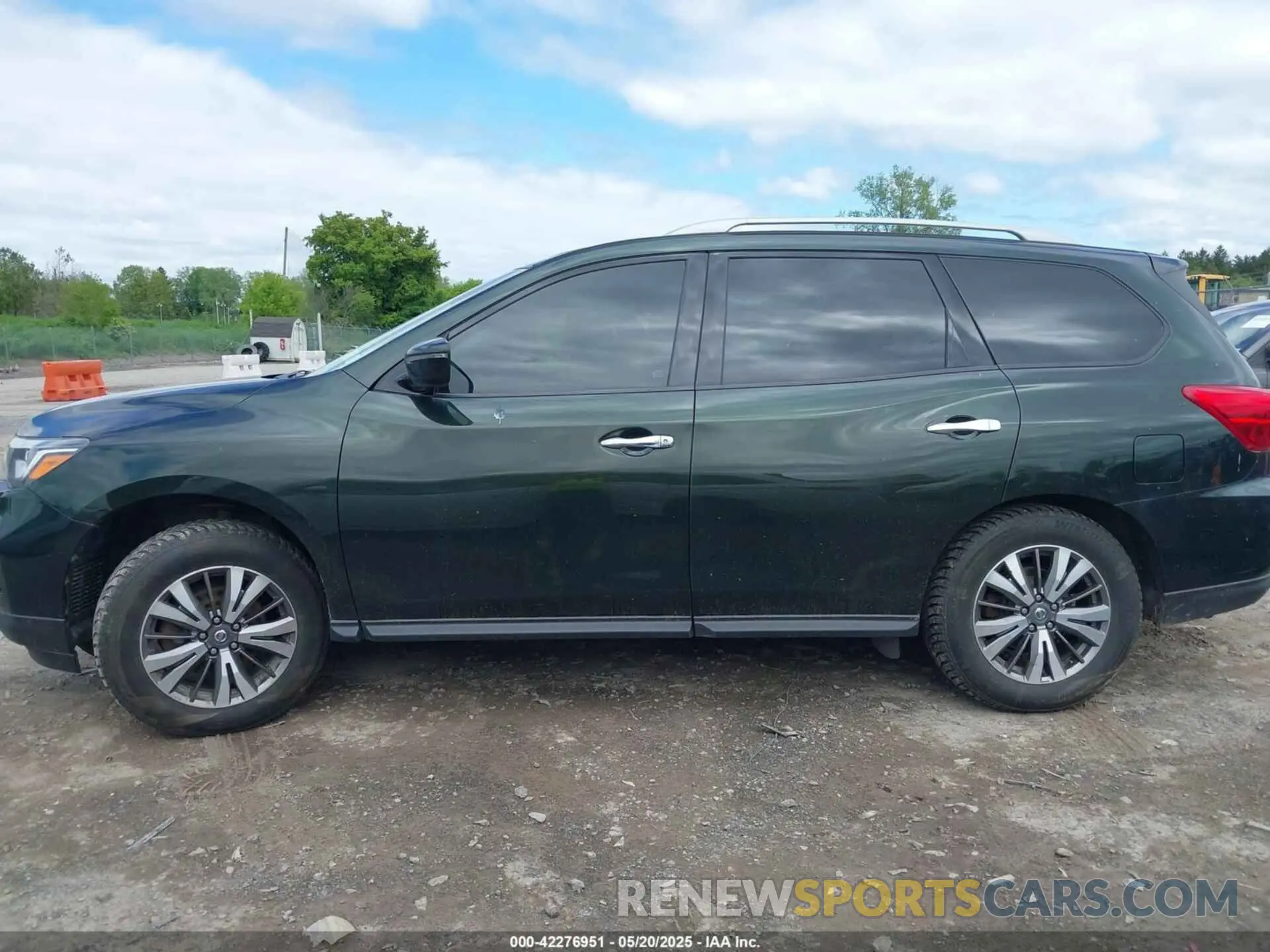 15 Photograph of a damaged car 5N1DR2MM8KC588548 NISSAN PATHFINDER 2019