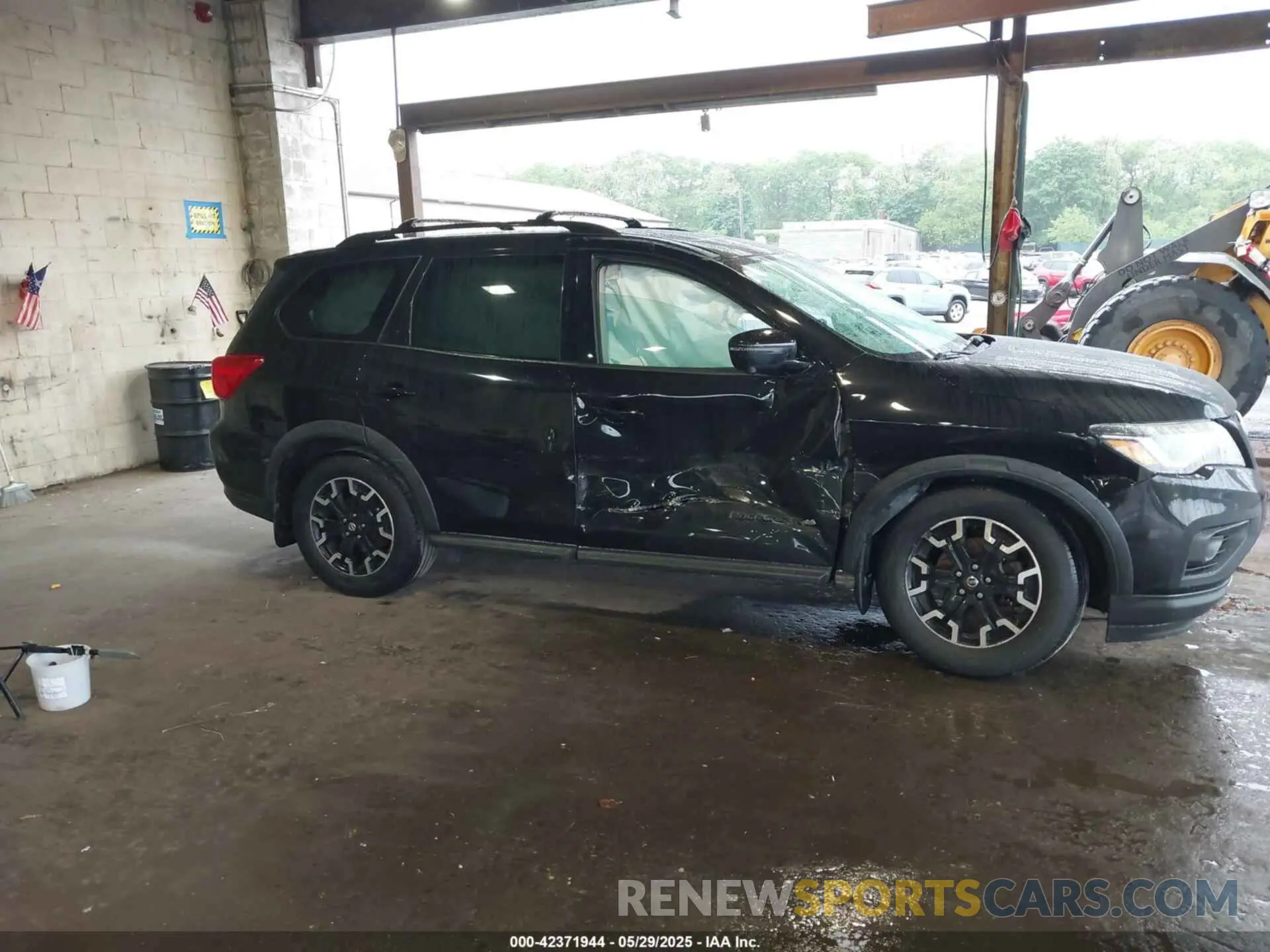 13 Photograph of a damaged car 5N1DR2MM8KC626313 NISSAN PATHFINDER 2019