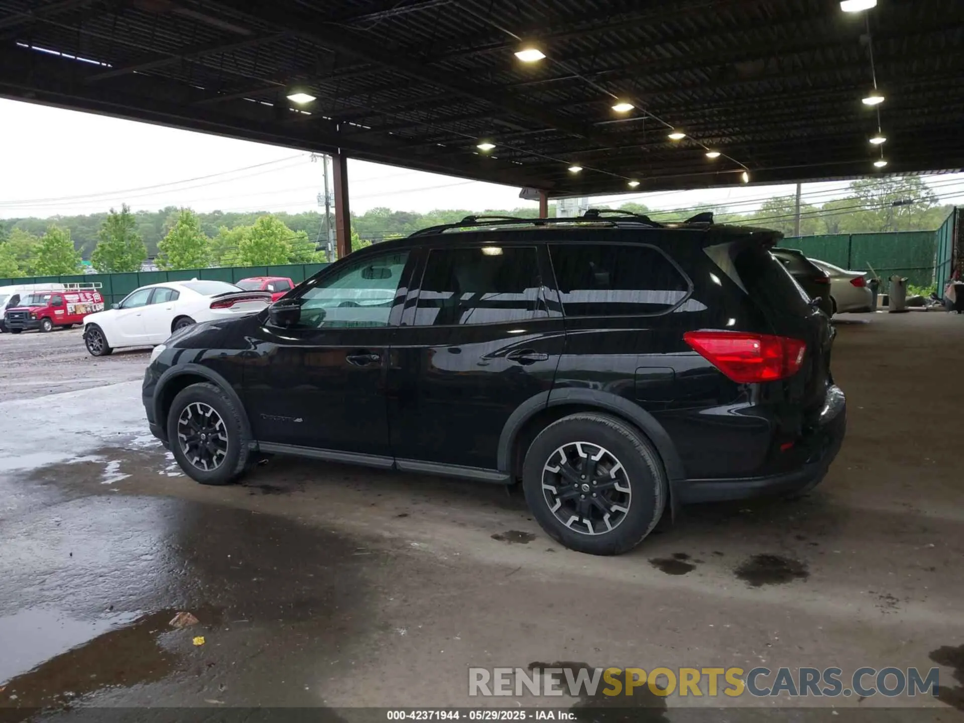 14 Photograph of a damaged car 5N1DR2MM8KC626313 NISSAN PATHFINDER 2019