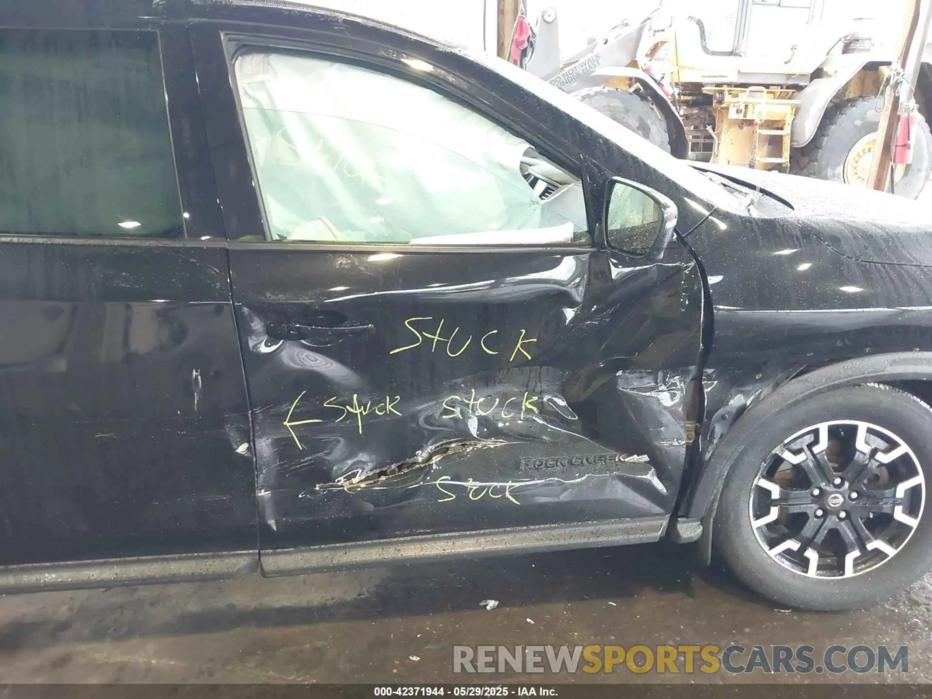 5 Photograph of a damaged car 5N1DR2MM8KC626313 NISSAN PATHFINDER 2019