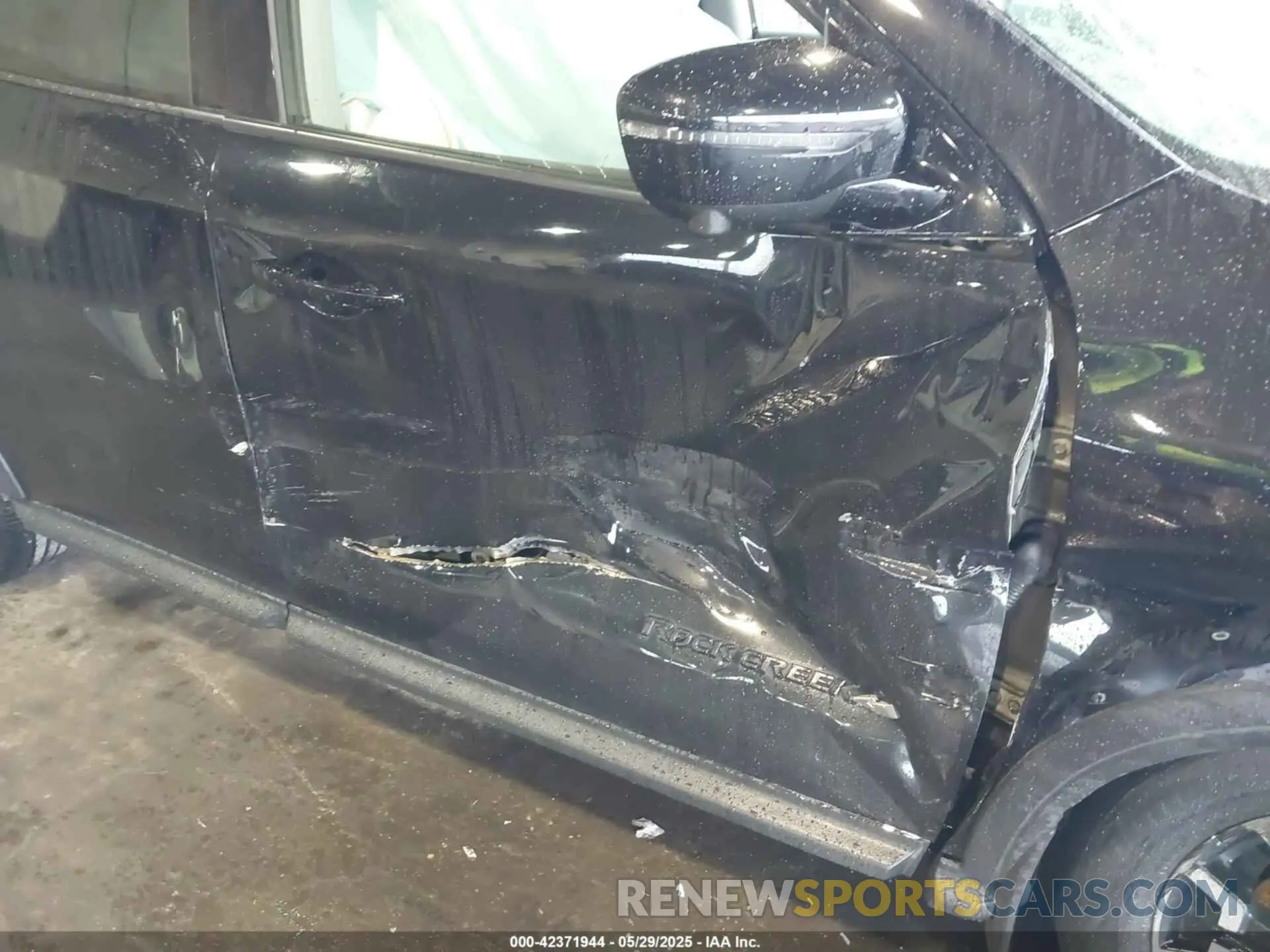 6 Photograph of a damaged car 5N1DR2MM8KC626313 NISSAN PATHFINDER 2019