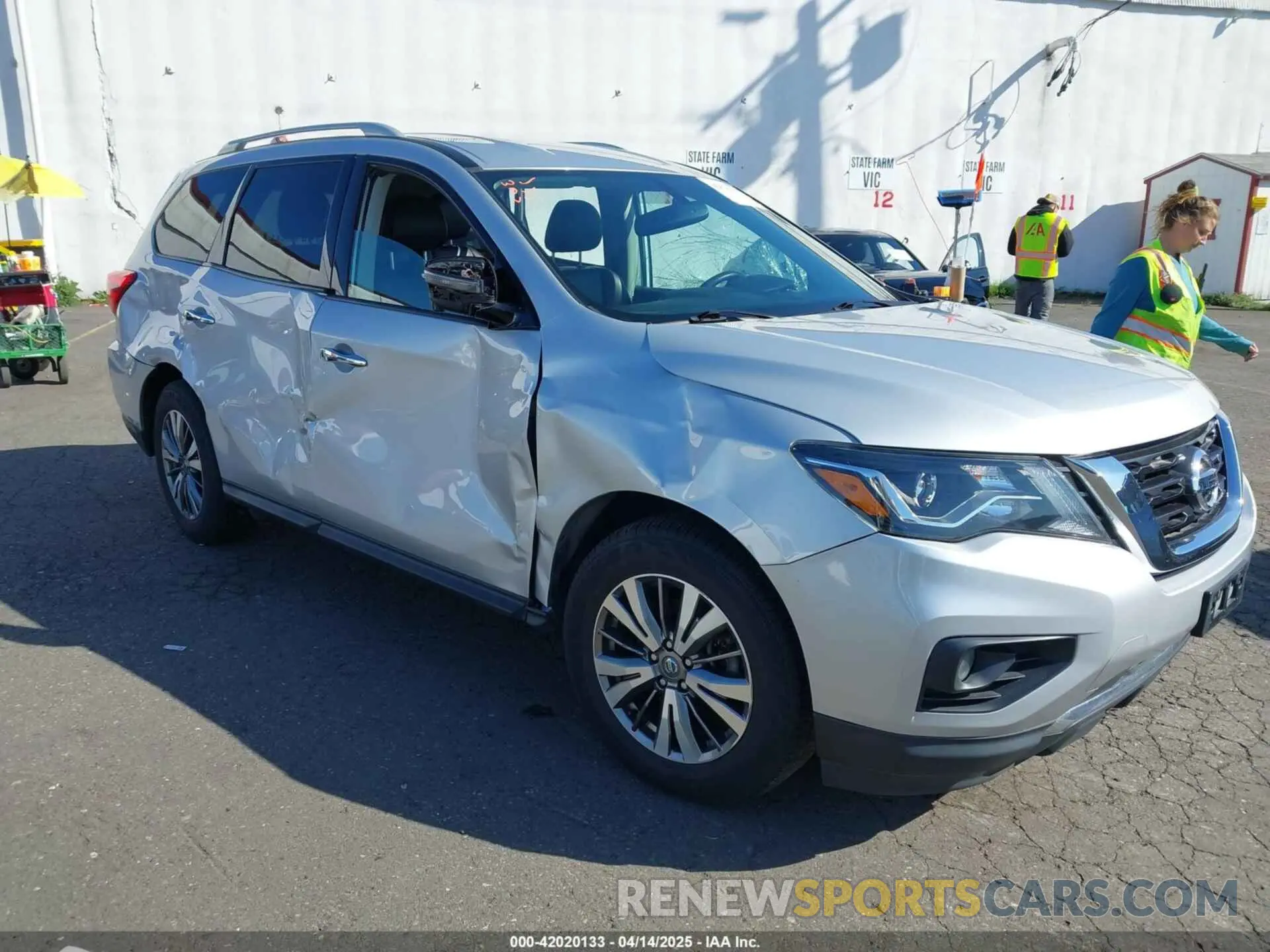 1 Photograph of a damaged car 5N1DR2MM8KC629938 NISSAN PATHFINDER 2019