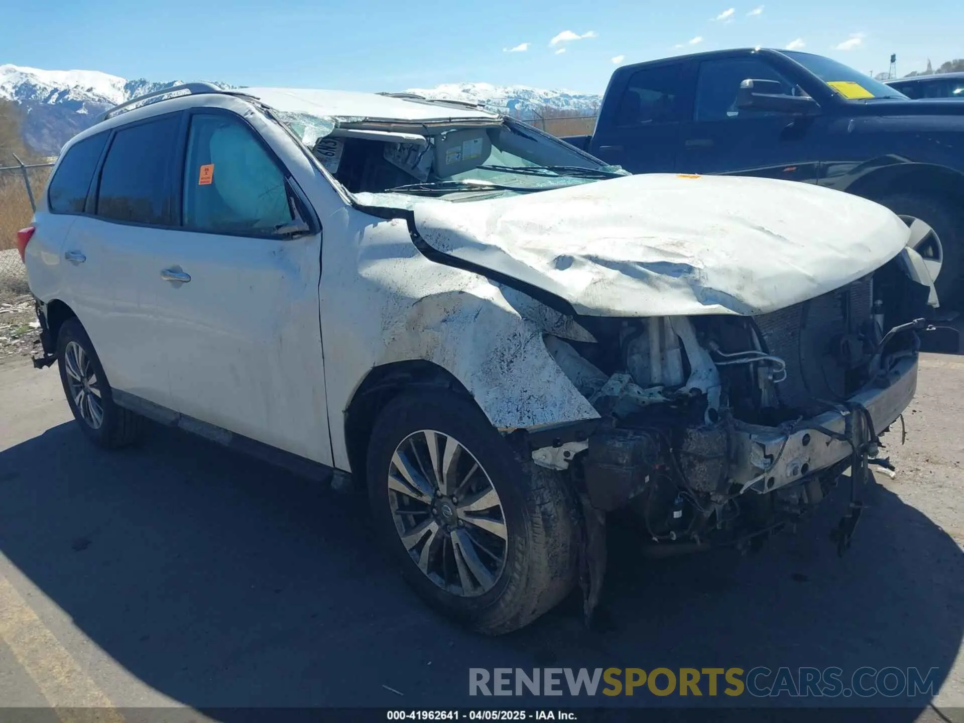 1 Photograph of a damaged car 5N1DR2MM9KC600352 NISSAN PATHFINDER 2019