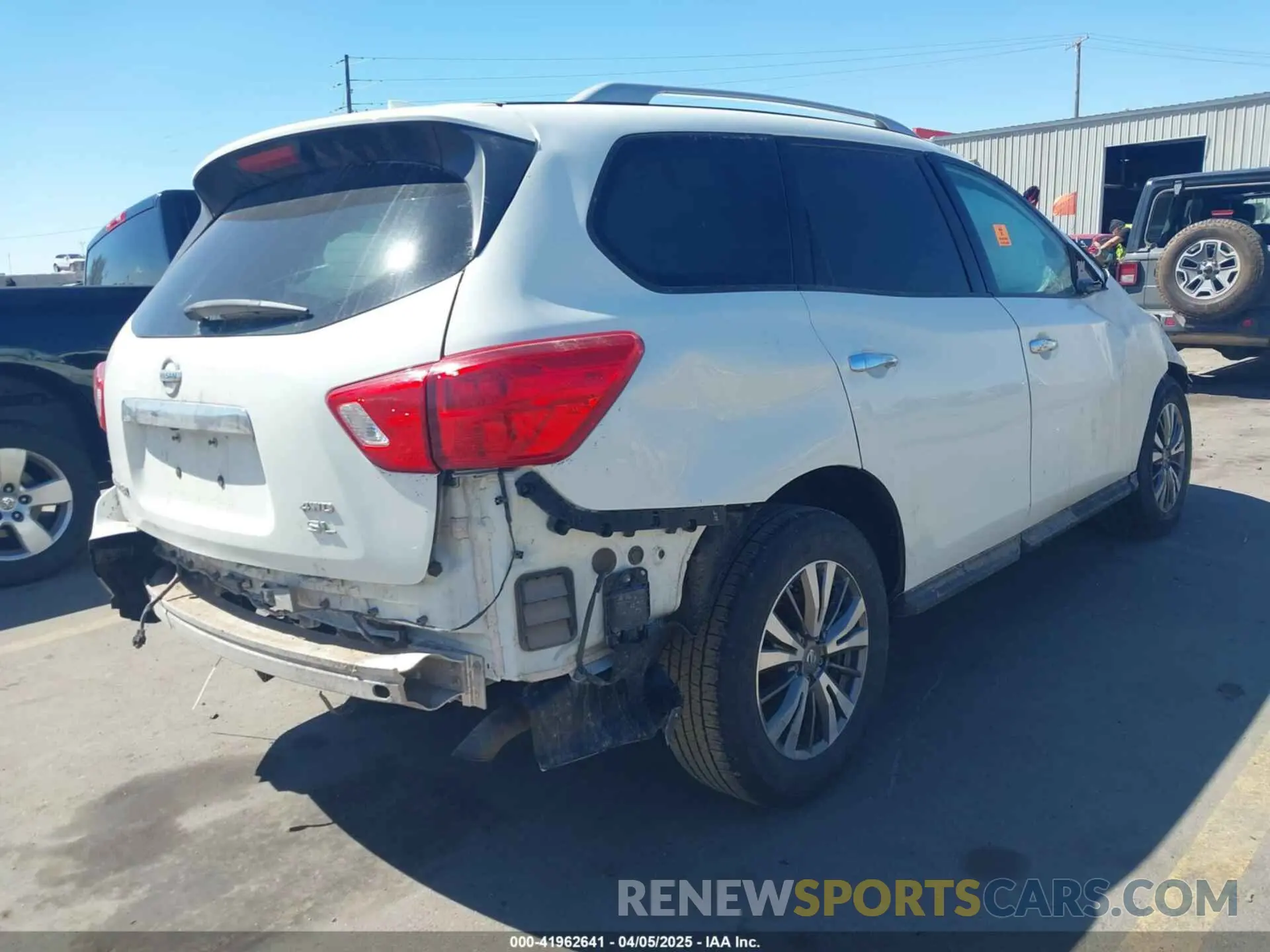 4 Photograph of a damaged car 5N1DR2MM9KC600352 NISSAN PATHFINDER 2019