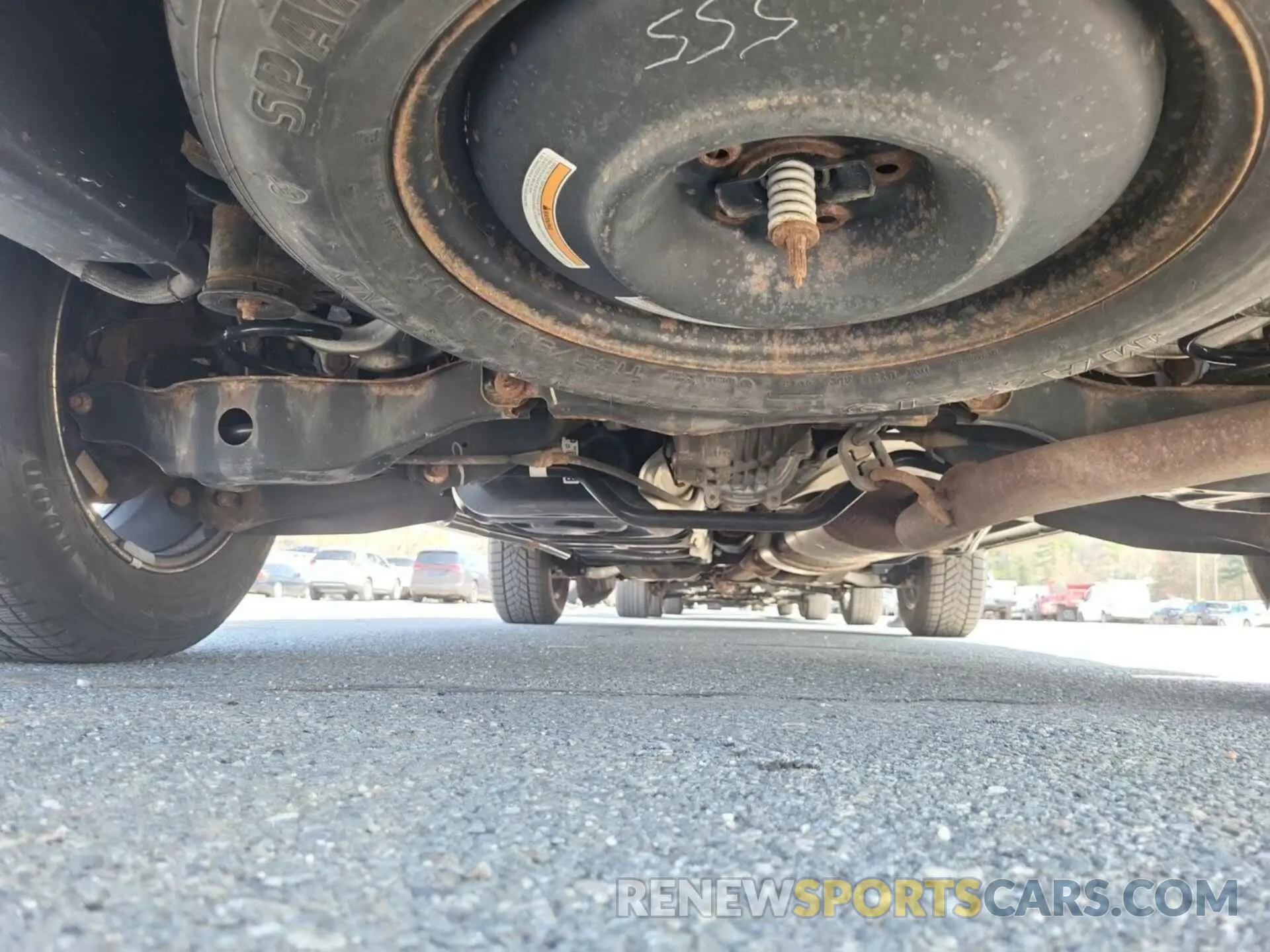 33 Photograph of a damaged car 5N1DR2MM9KC604384 NISSAN PATHFINDER 2019