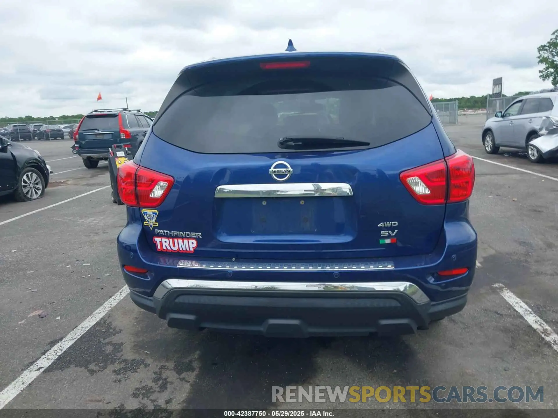 16 Photograph of a damaged car 5N1DR2MM9KC640107 NISSAN PATHFINDER 2019