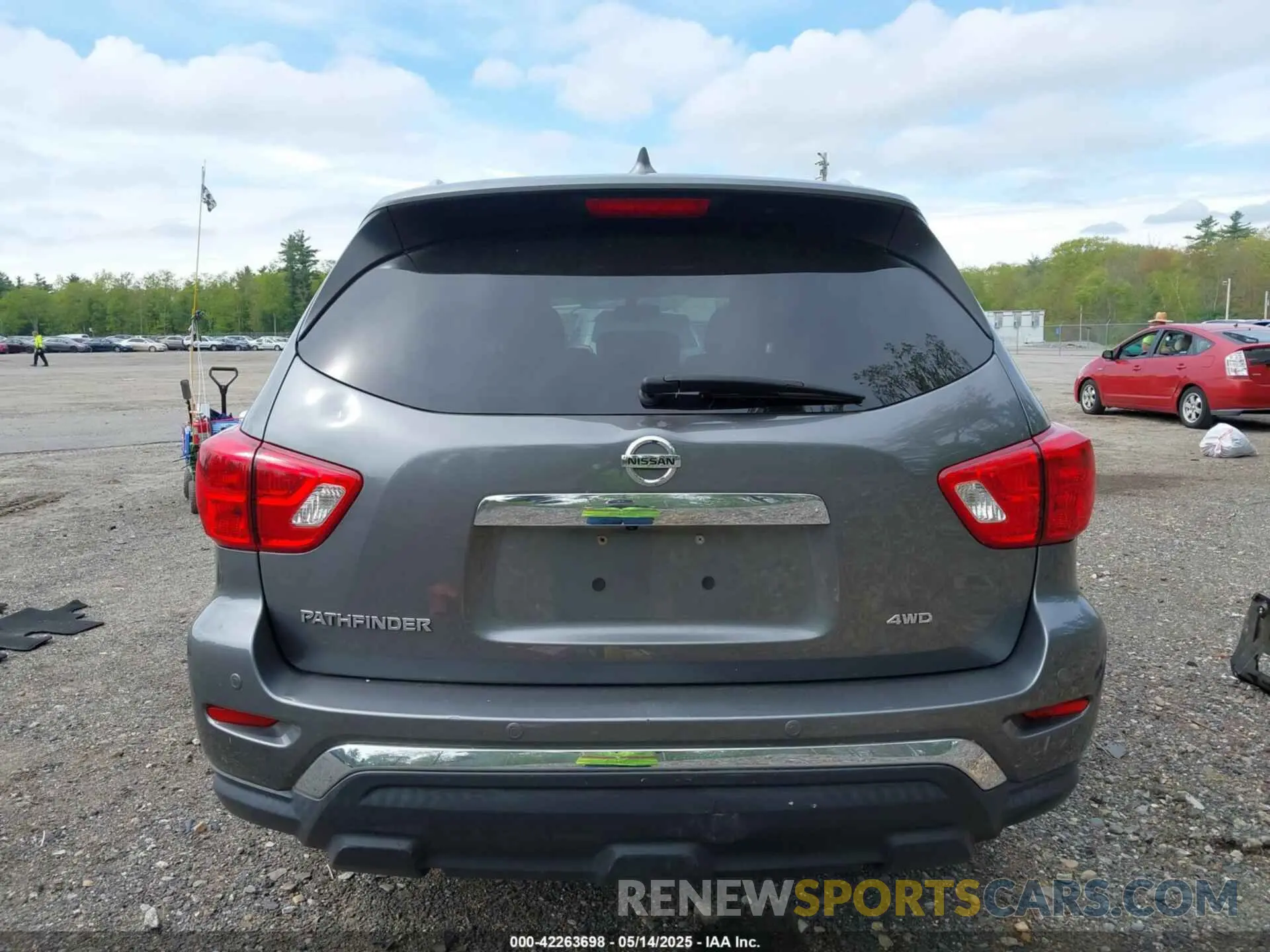 17 Photograph of a damaged car 5N1DR2MM9KC651530 NISSAN PATHFINDER 2019