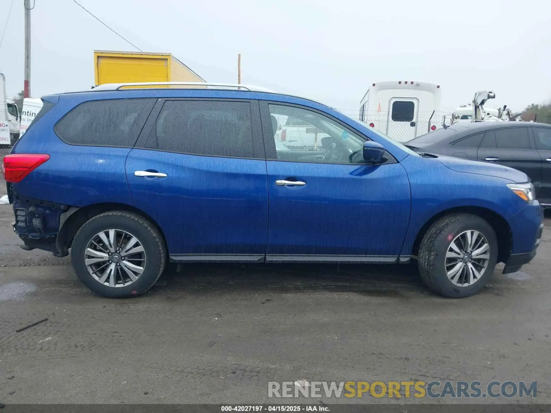 14 Photograph of a damaged car 5N1DR2MMXKC585246 NISSAN PATHFINDER 2019