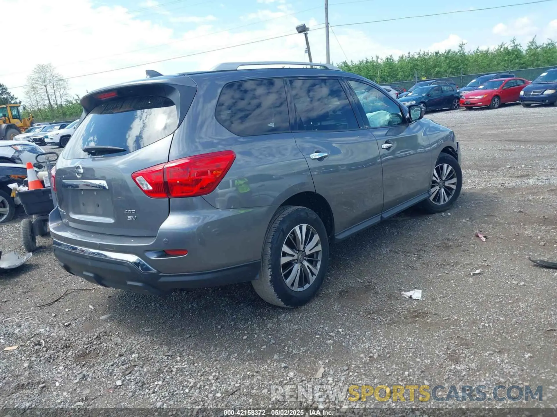 4 Photograph of a damaged car 5N1DR2MMXKC596621 NISSAN PATHFINDER 2019