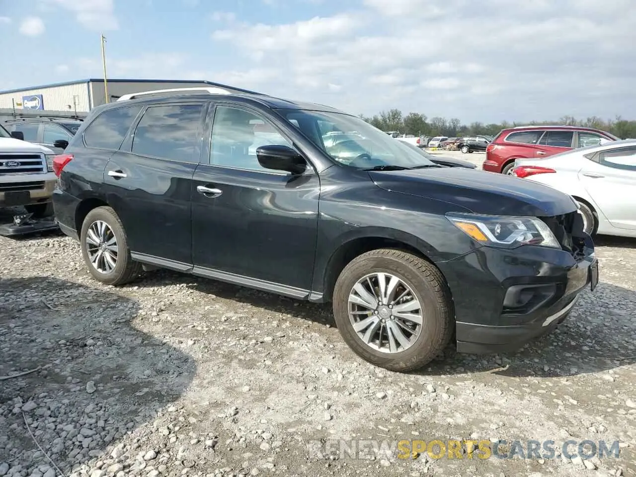 4 Photograph of a damaged car 5N1DR2MMXKC603633 NISSAN PATHFINDER 2019