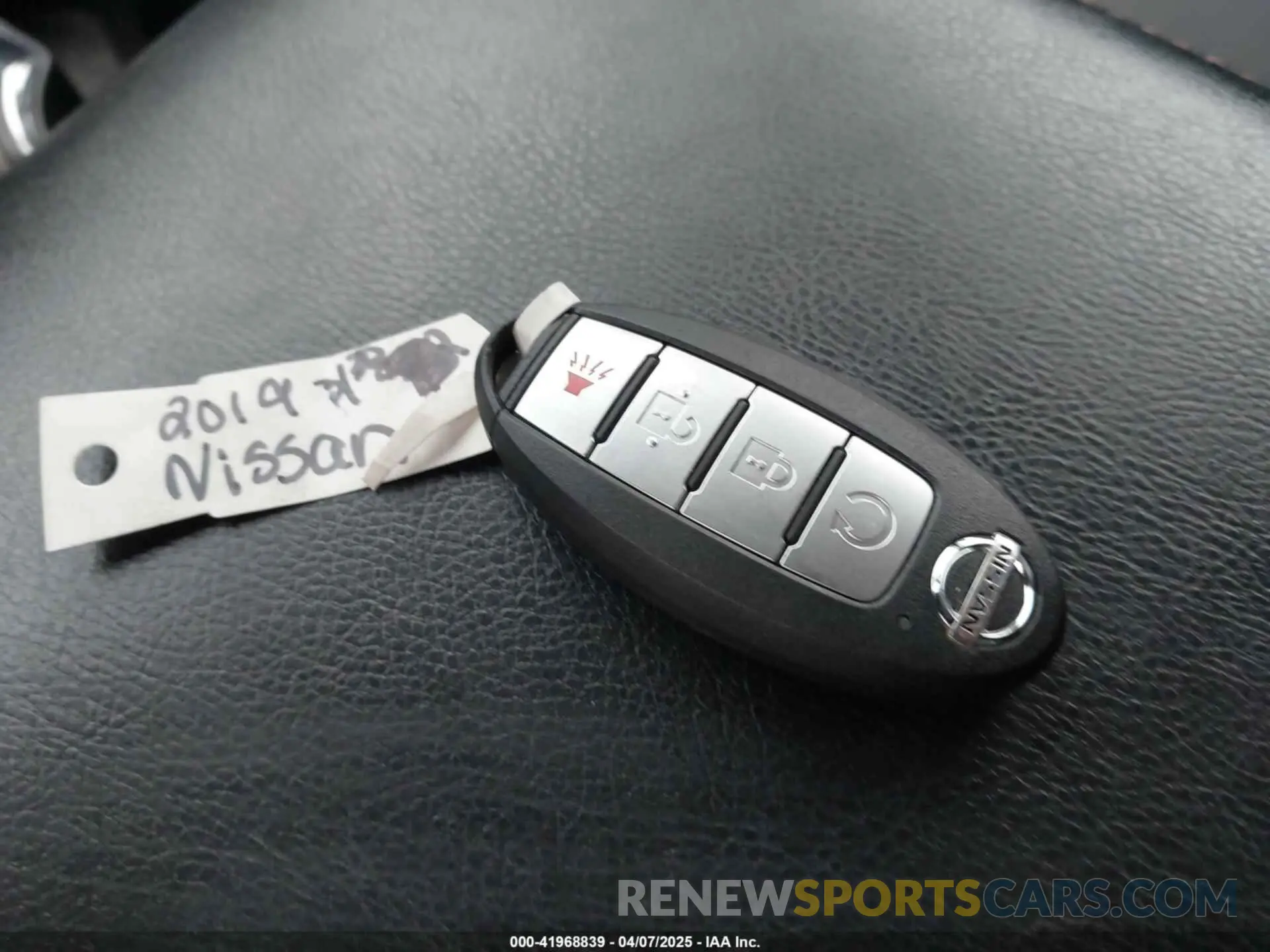 11 Photograph of a damaged car 5N1DR2MMXKC614924 NISSAN PATHFINDER 2019