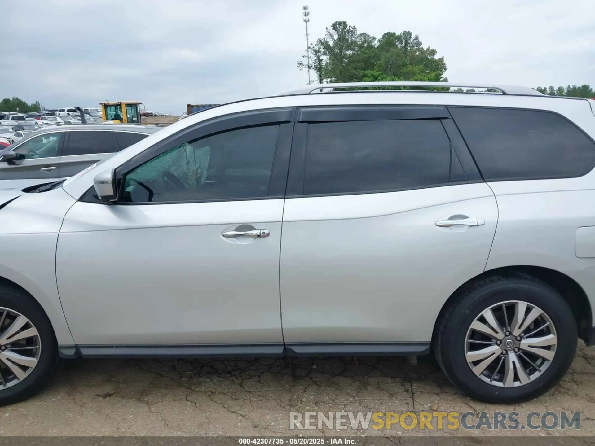14 Photograph of a damaged car 5N1DR2MN0KC621549 NISSAN PATHFINDER 2019